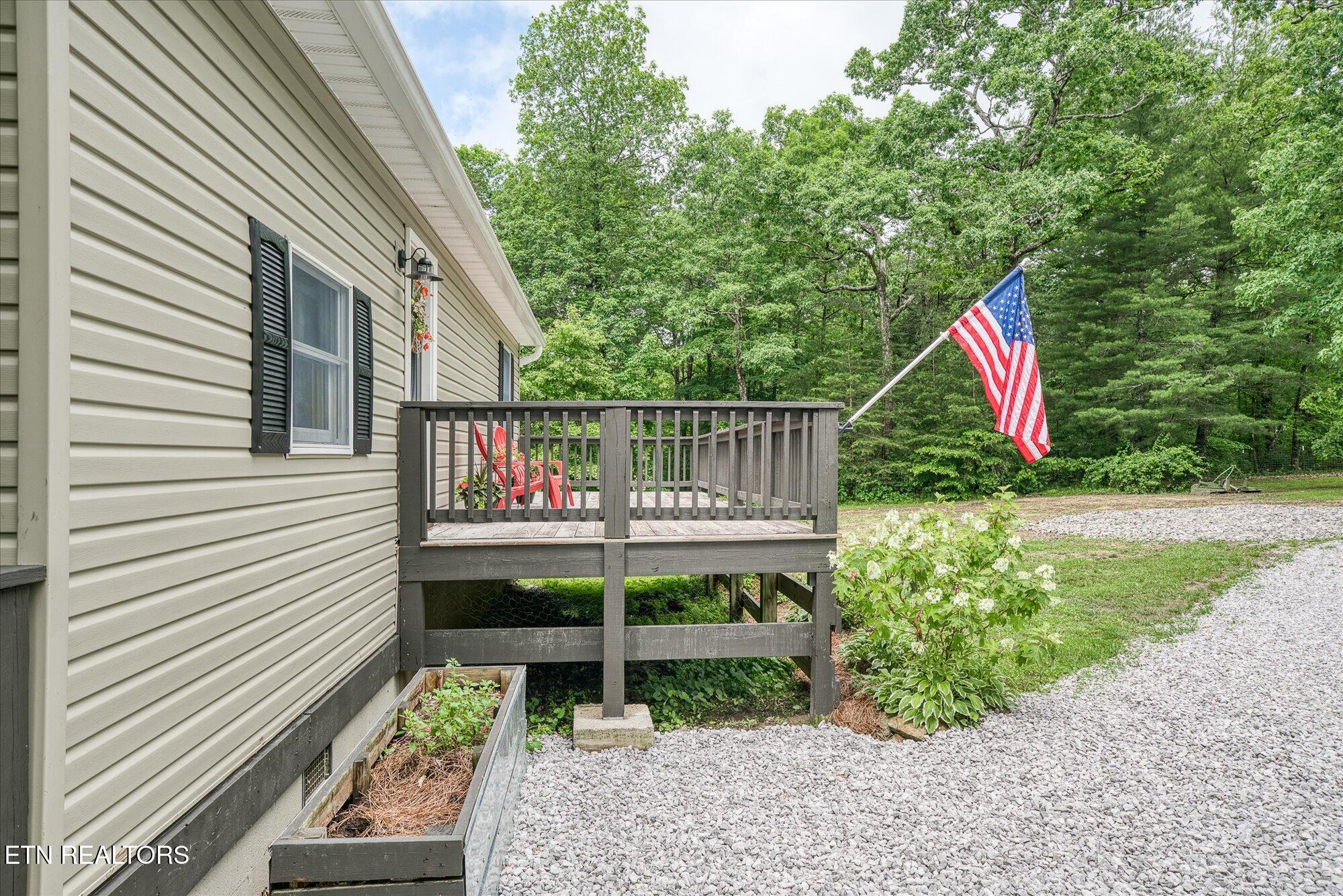 2882 York Road Crossville TN 38555