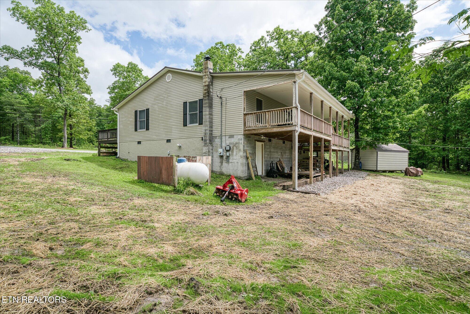 2882 York Road Crossville TN 38555