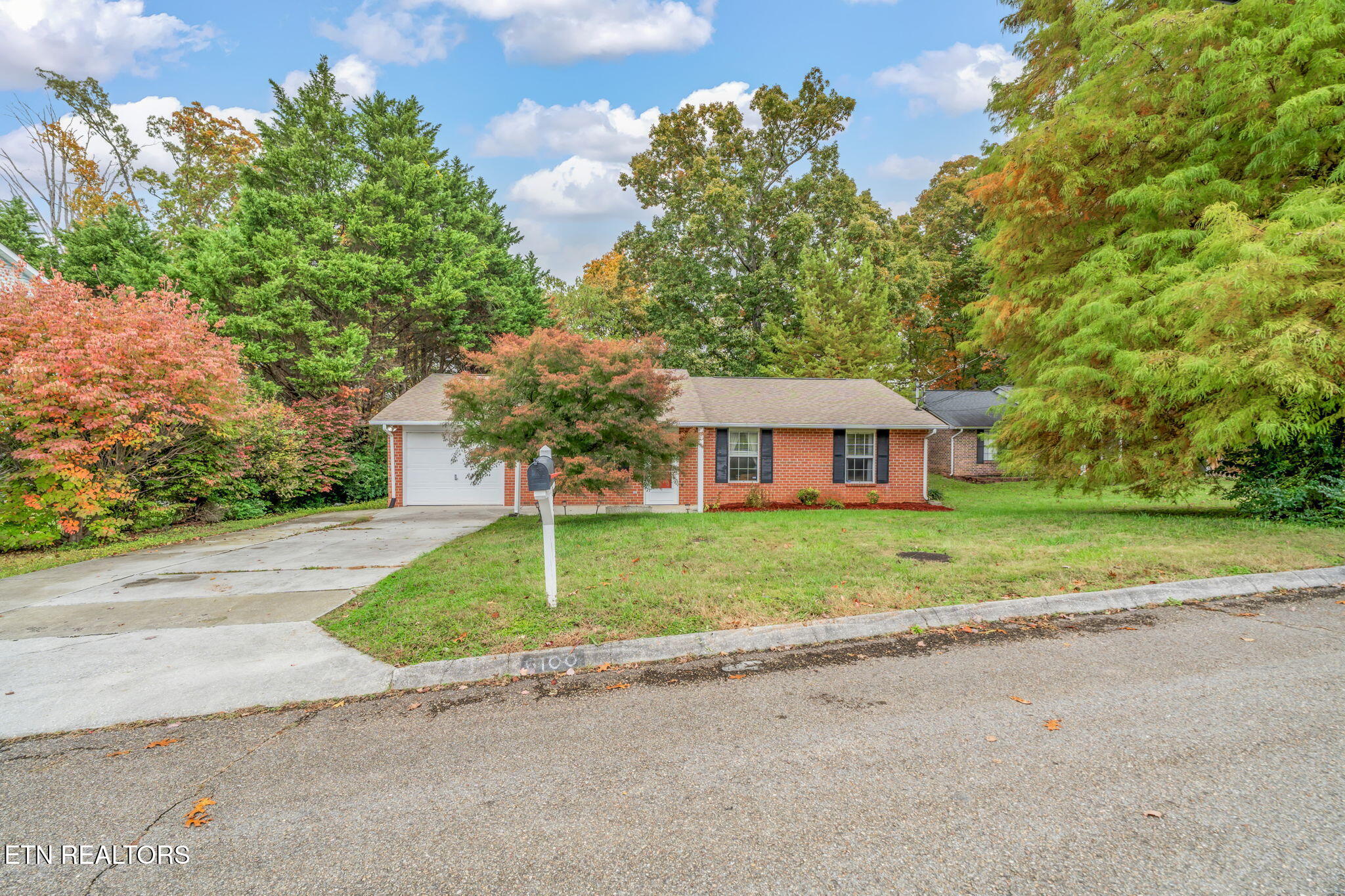 6100 Morning Glory Place Knoxville TN 37912