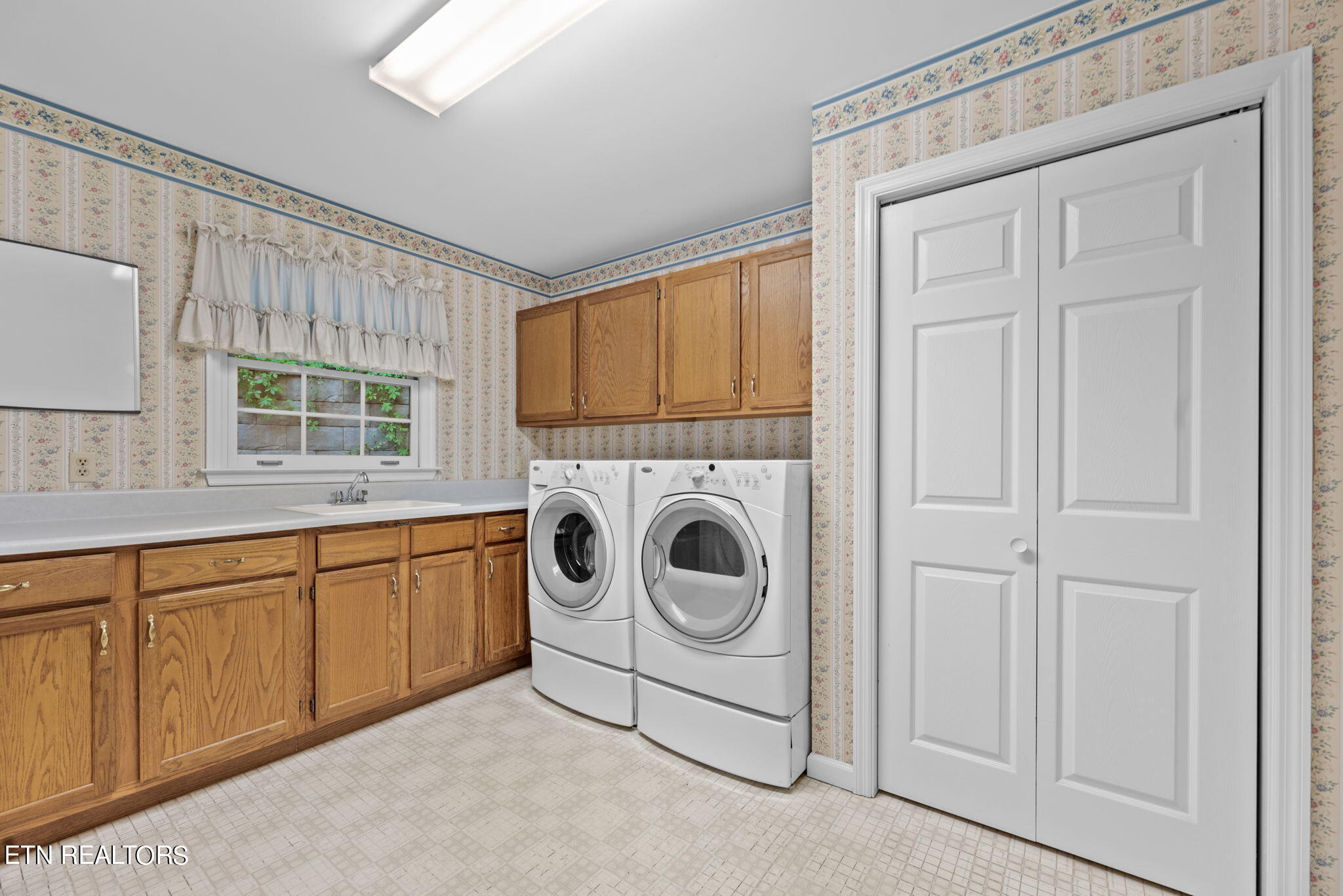 104 Chestnut Hill Road Oak Ridge TN 37830