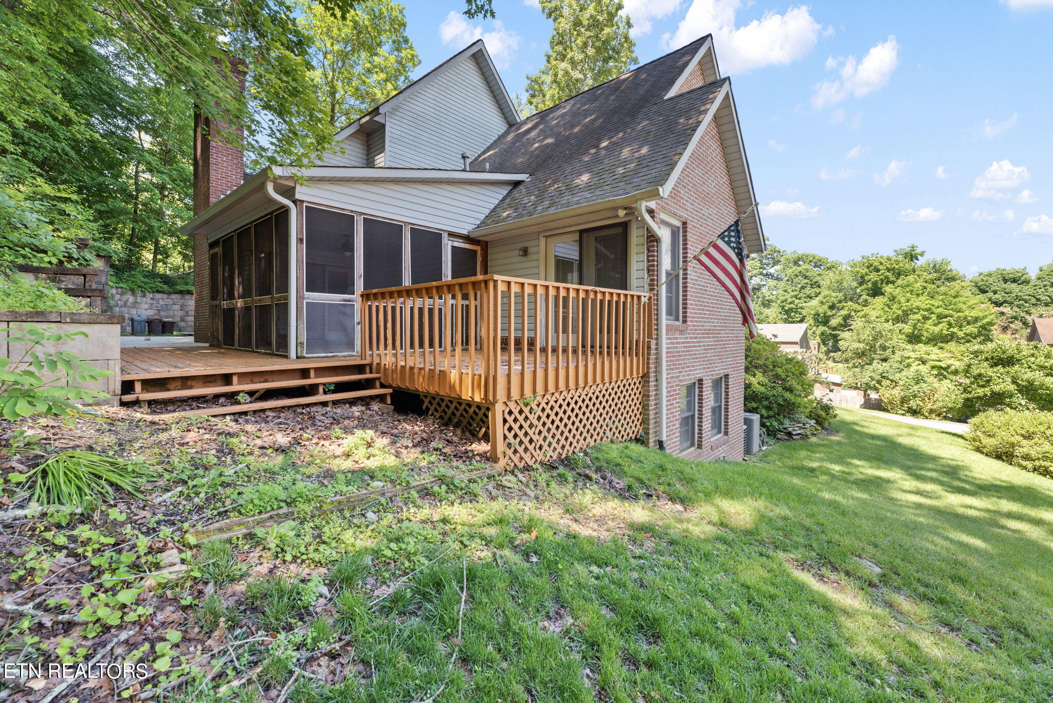 104 Chestnut Hill Road Oak Ridge TN 37830