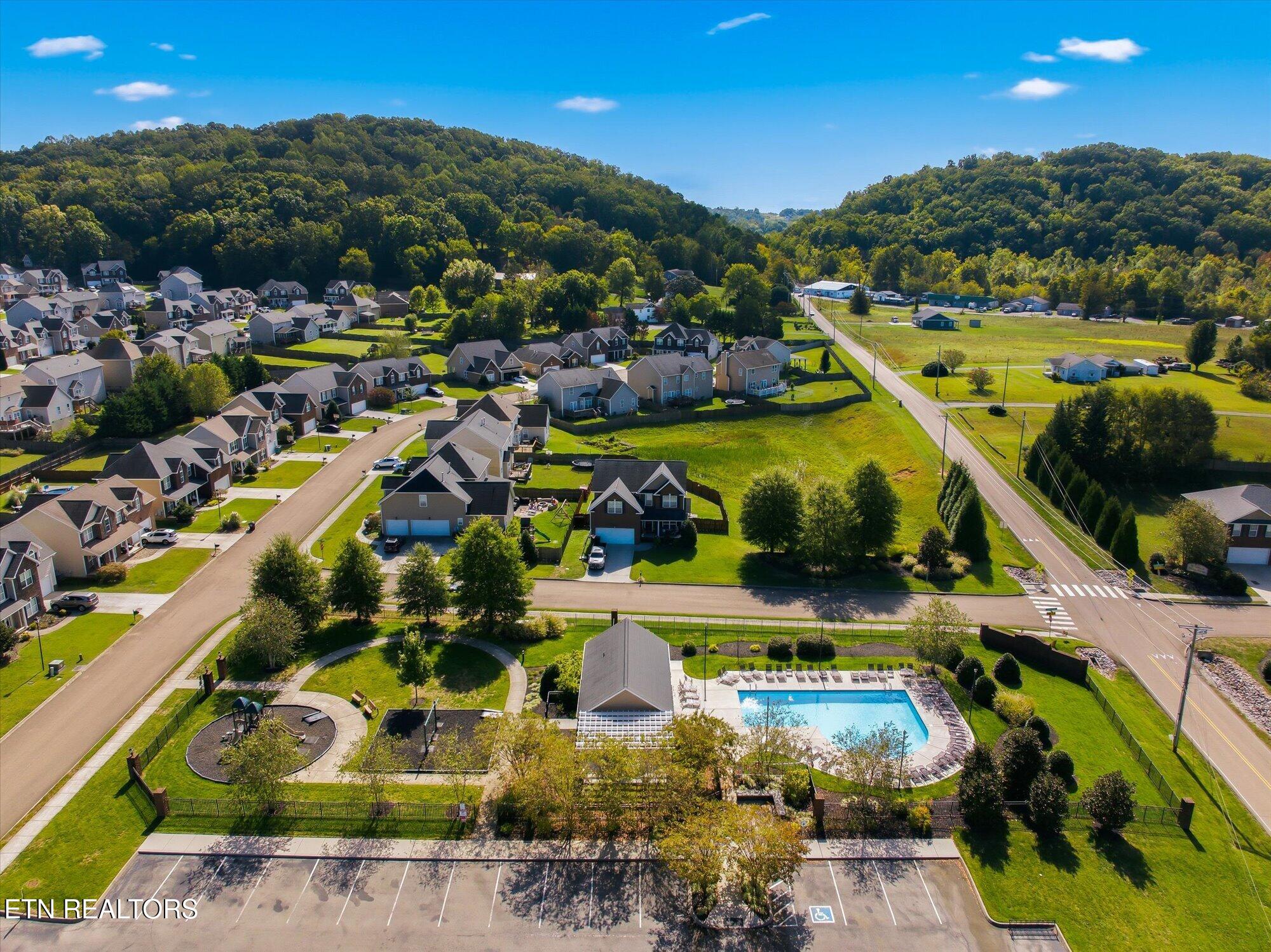 2421 Clinging Vine Lane Knoxville TN 37931