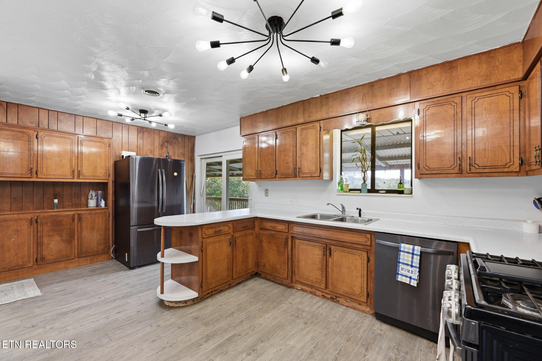 798 Christenson Road Deer Lodge TN 37726