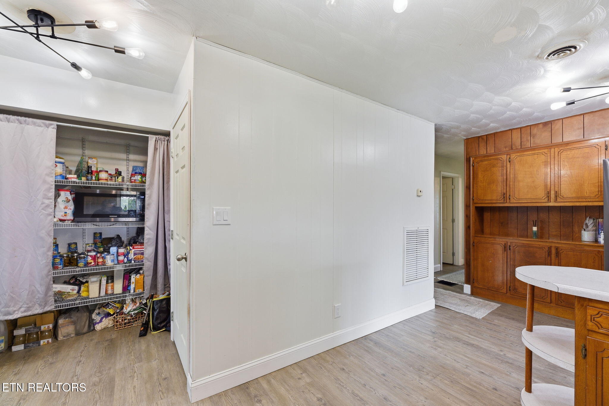 798 Christenson Road Deer Lodge TN 37726
