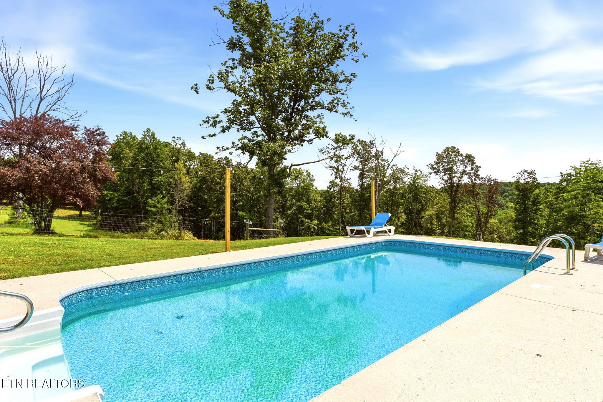 798 Christenson Road Deer Lodge TN 37726