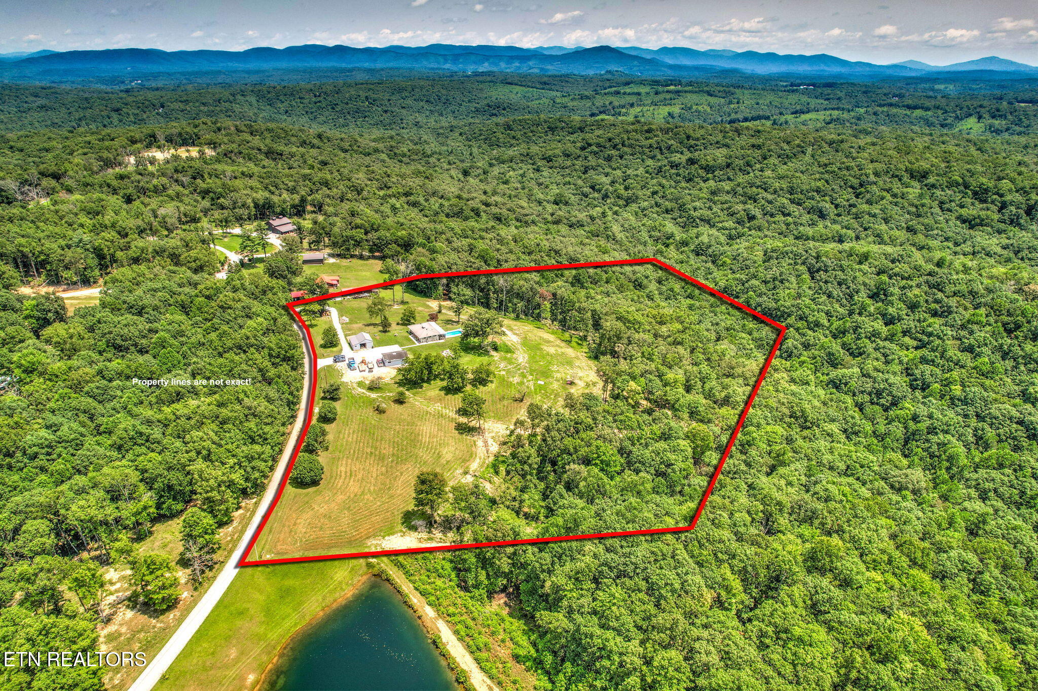 798 Christenson Road Deer Lodge TN 37726