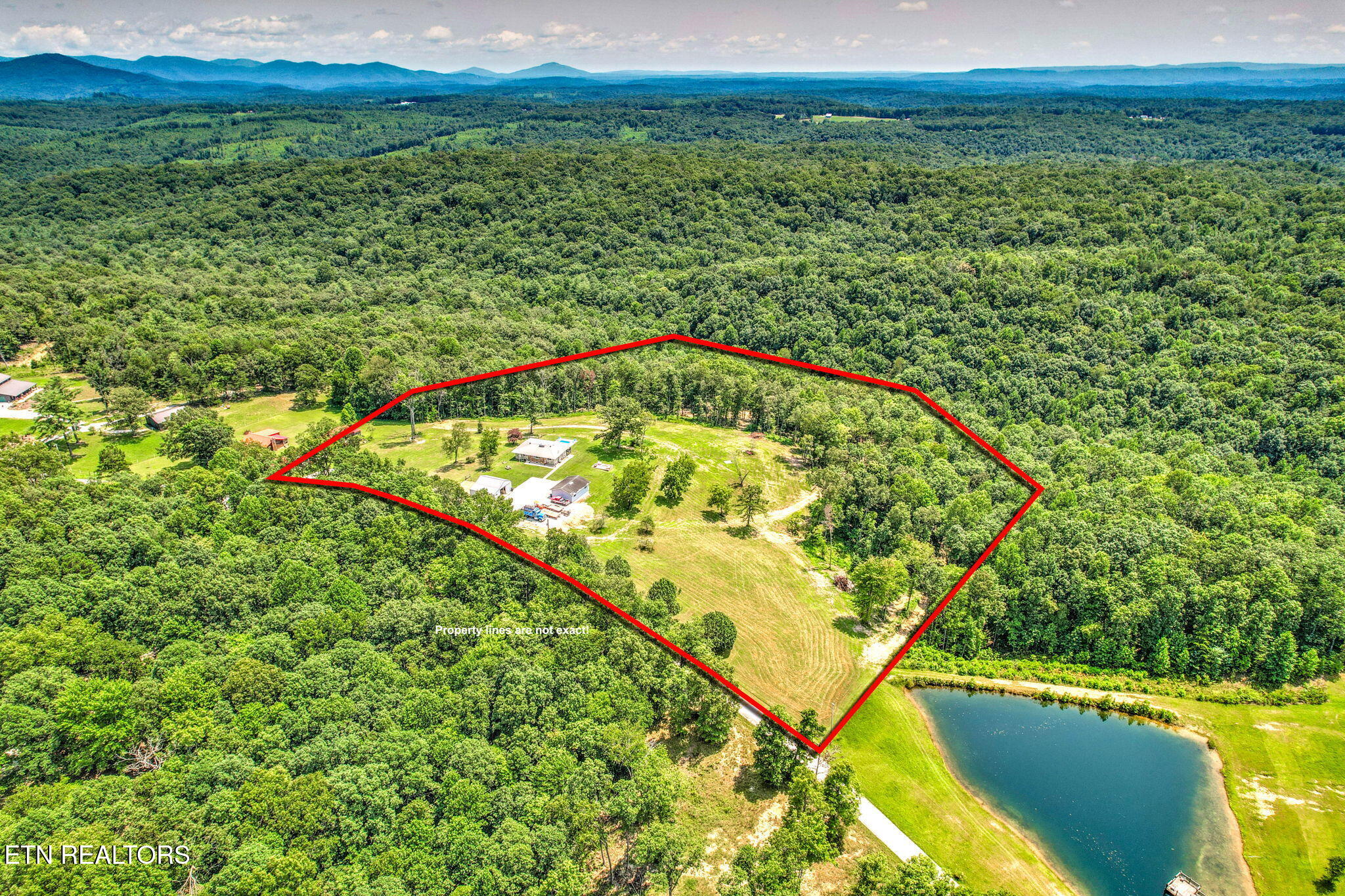 798 Christenson Road Deer Lodge TN 37726
