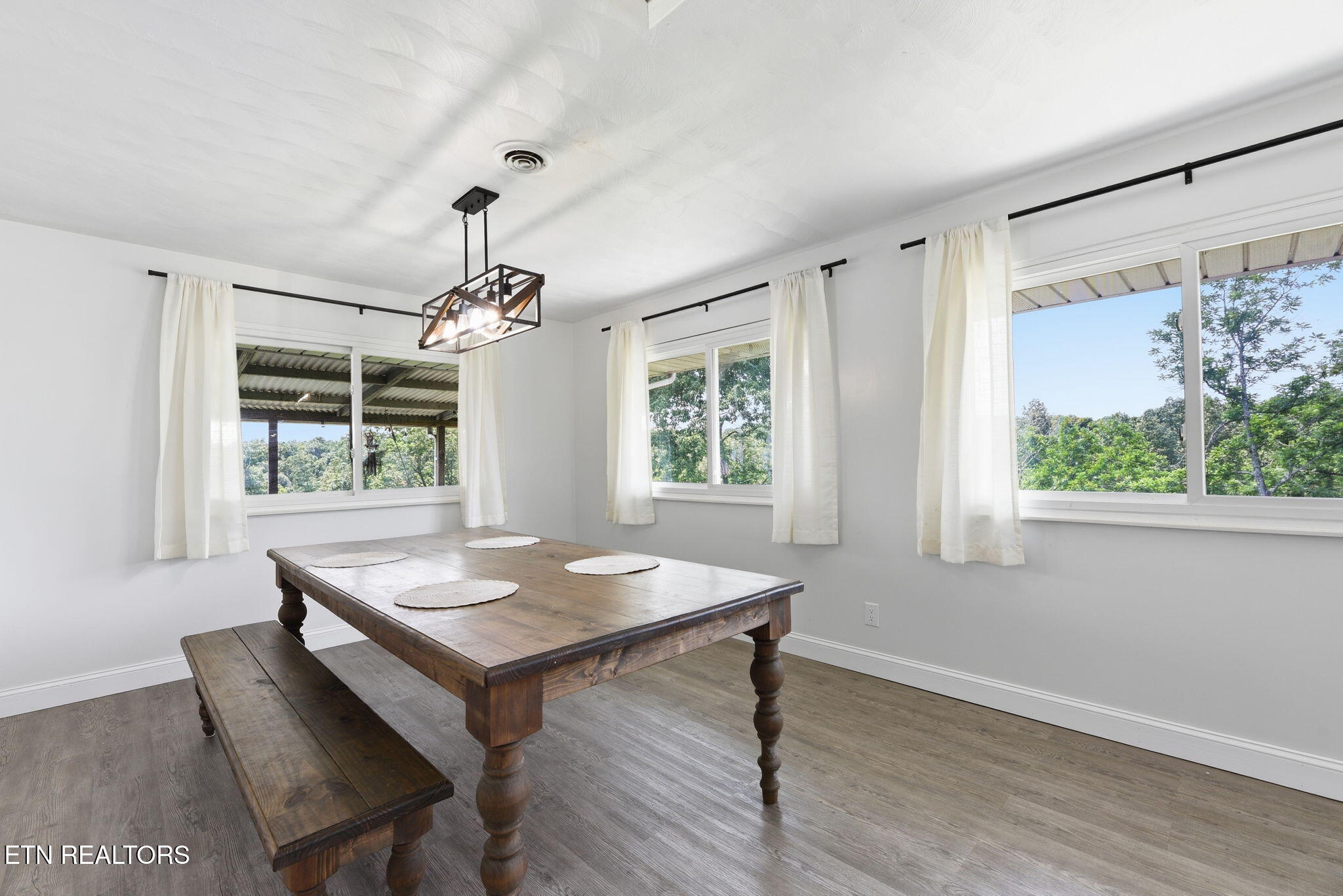 798 Christenson Road Deer Lodge TN 37726