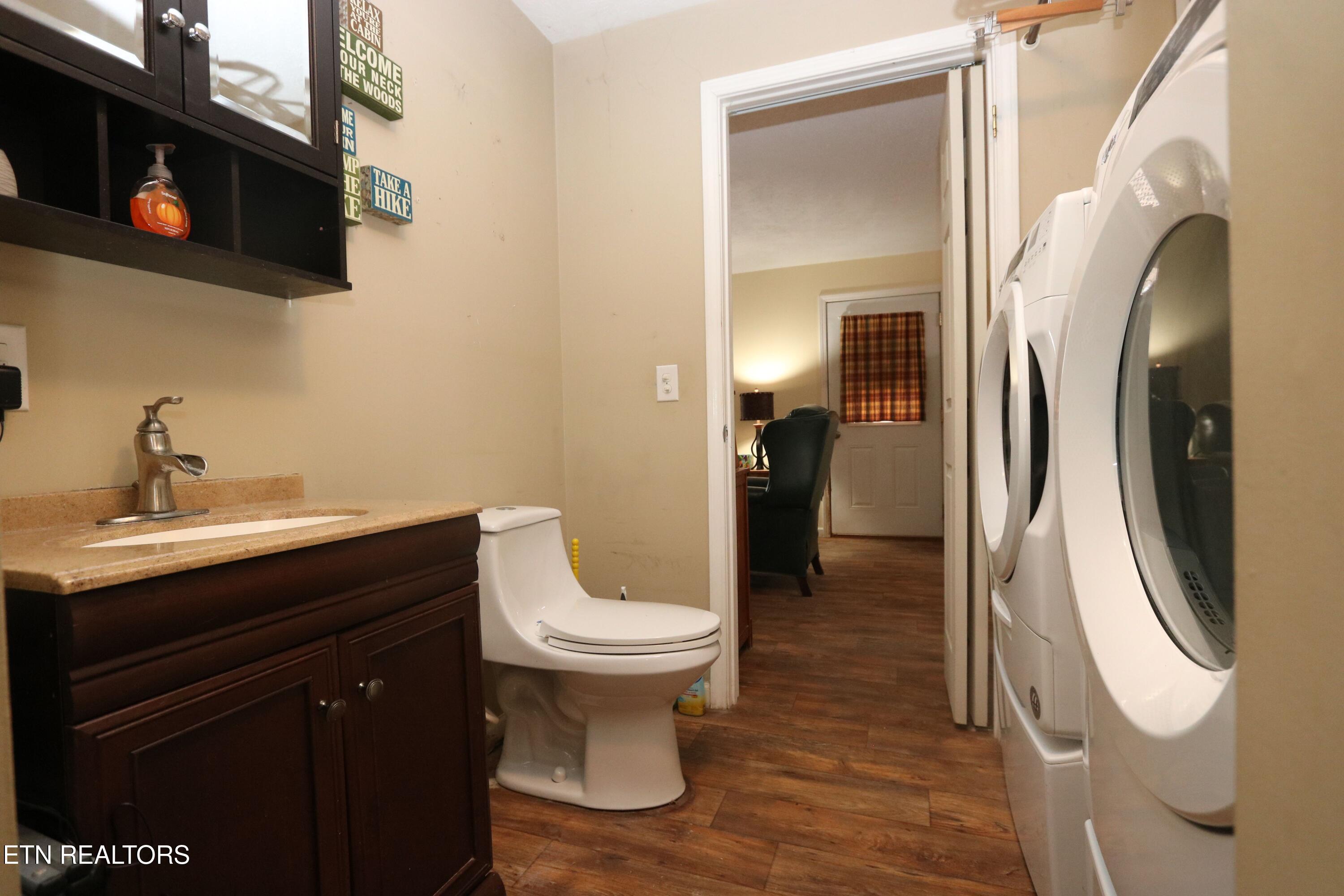 110 Laguna Vista Drive Caryville TN 37714