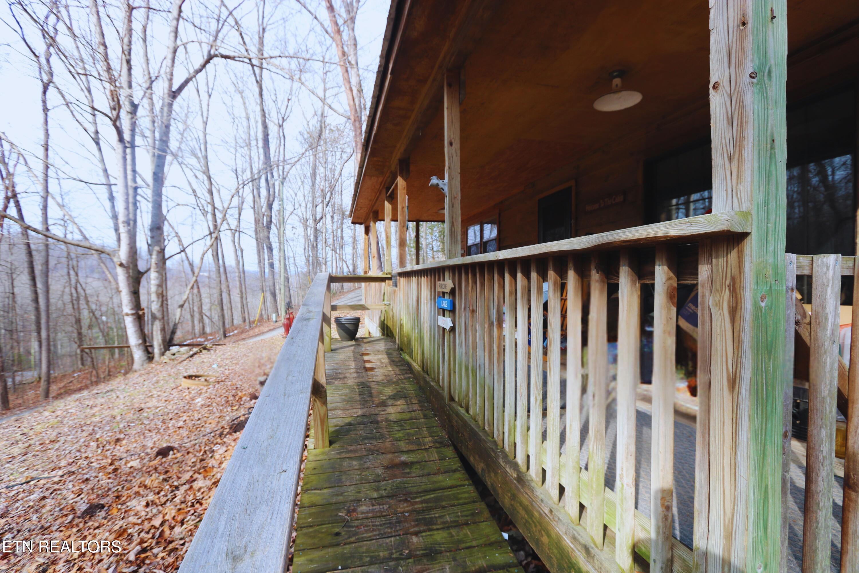 110 Laguna Vista Drive Caryville TN 37714