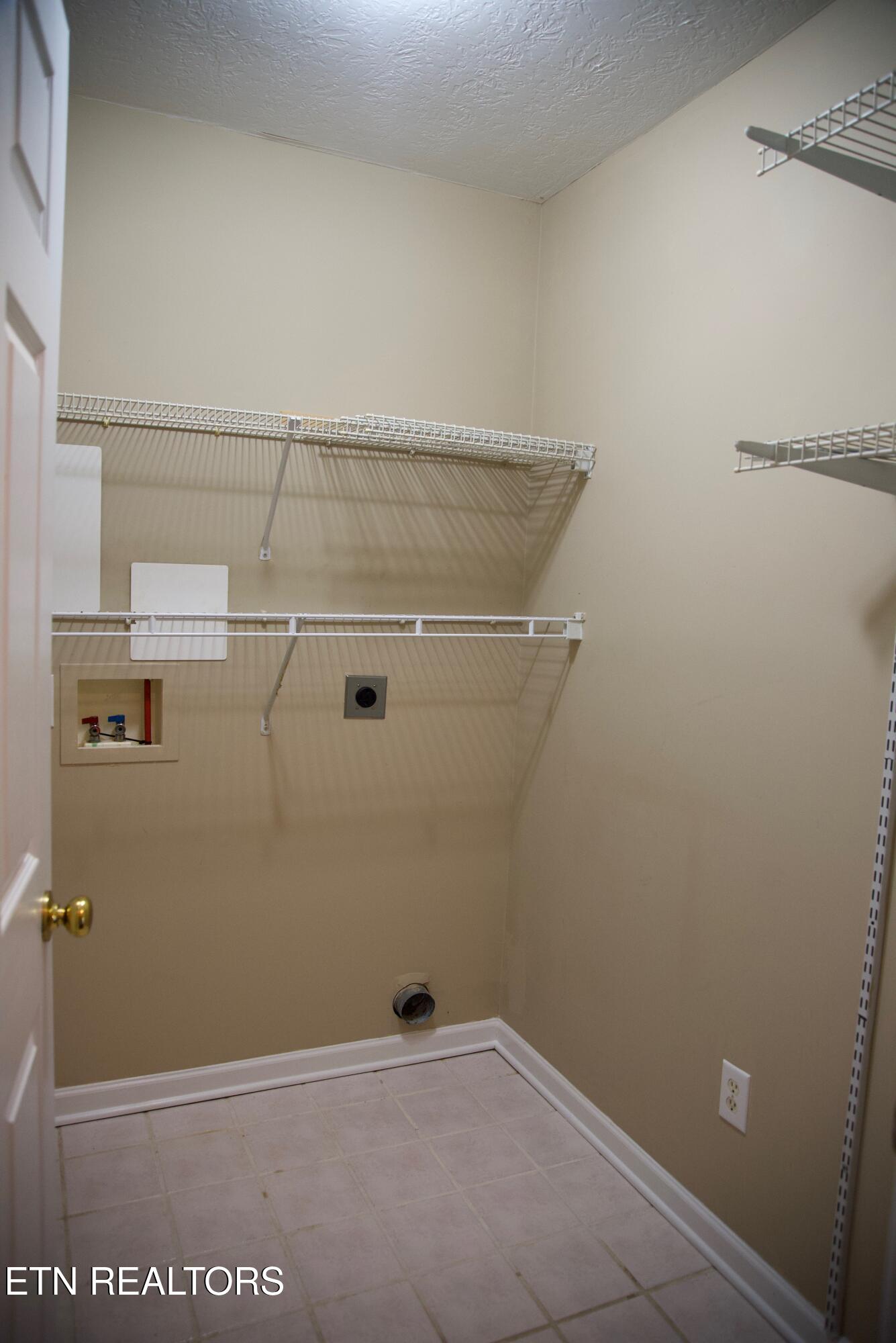 5621 Reinhardt Lane Knoxville TN 37924