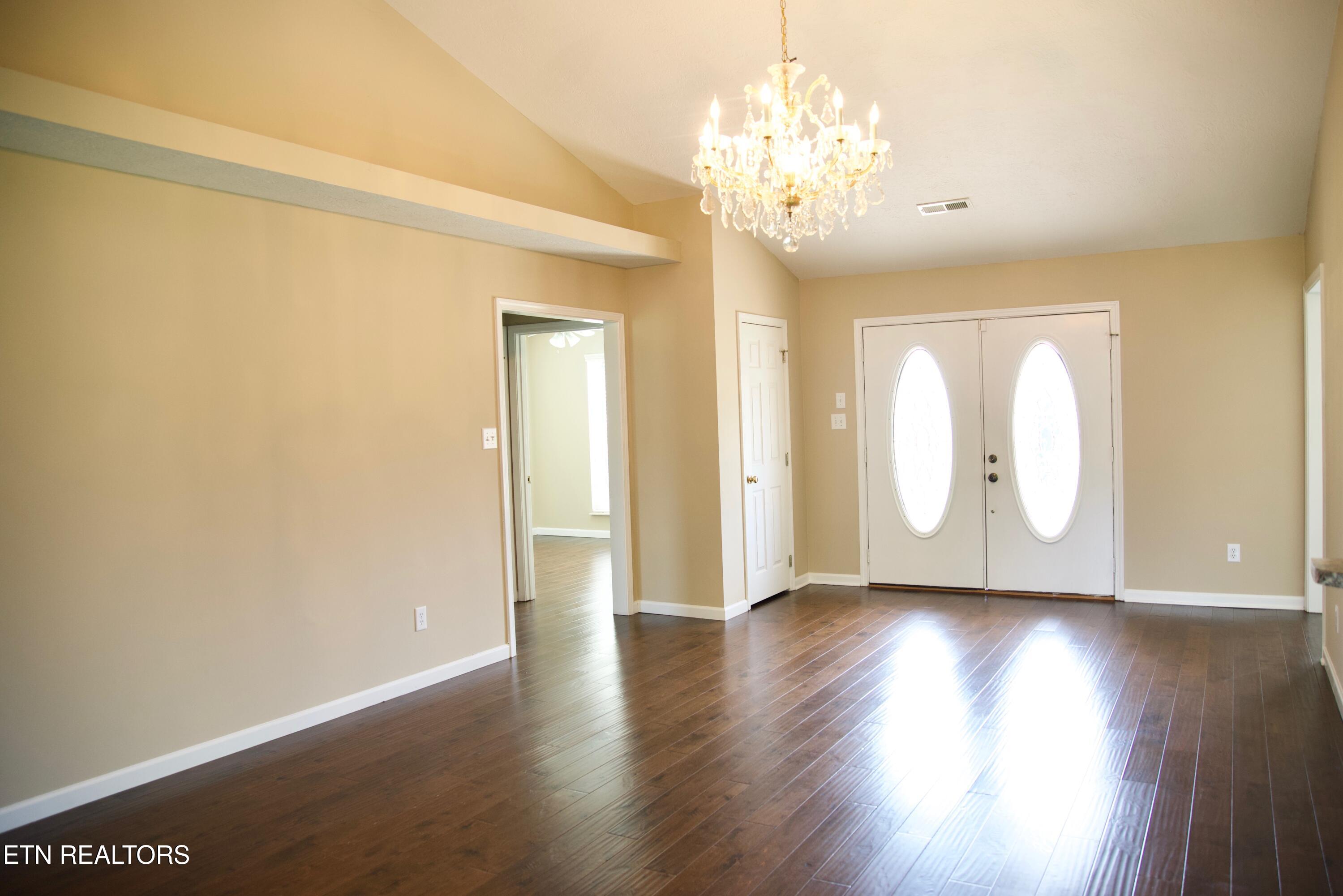 5621 Reinhardt Lane Knoxville TN 37924