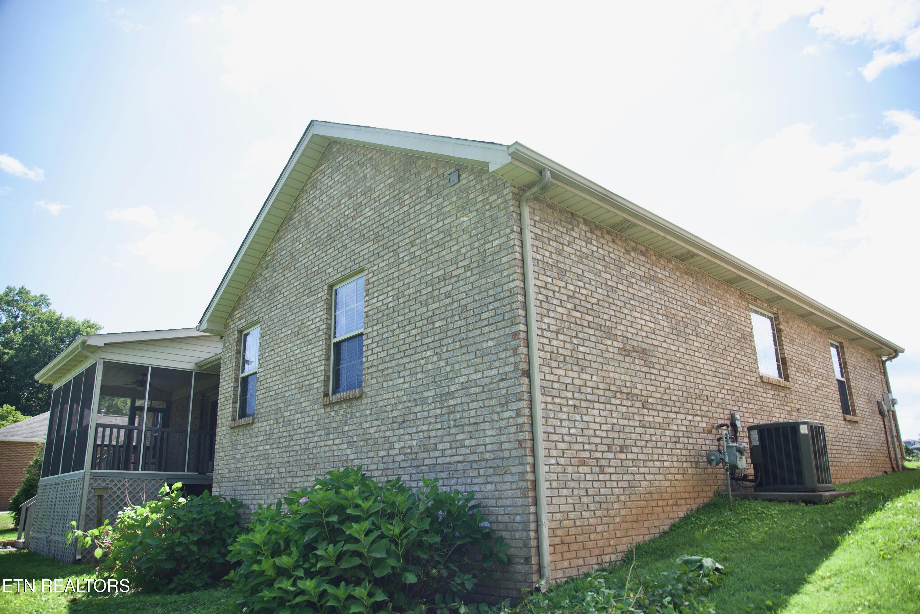 5621 Reinhardt Lane Knoxville TN 37924