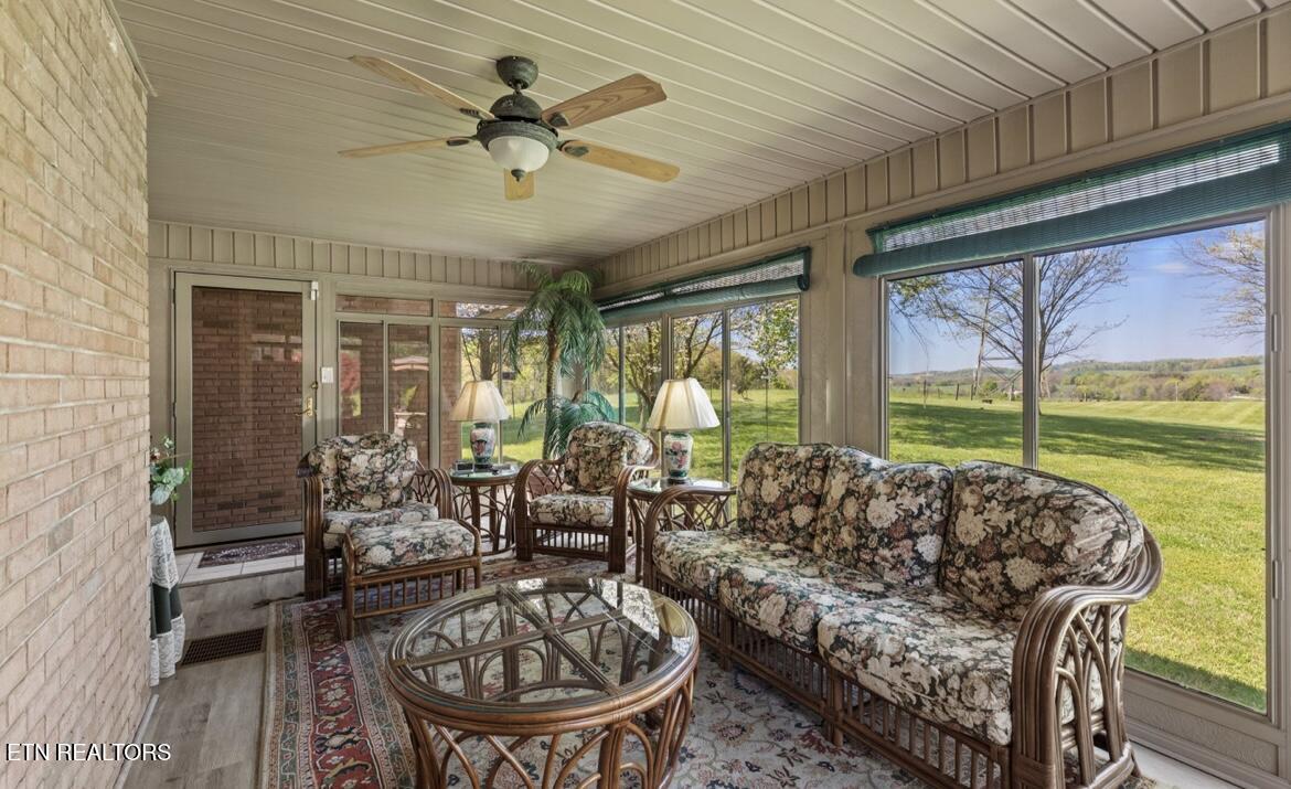 2041 Witt Road White Pine TN 37890