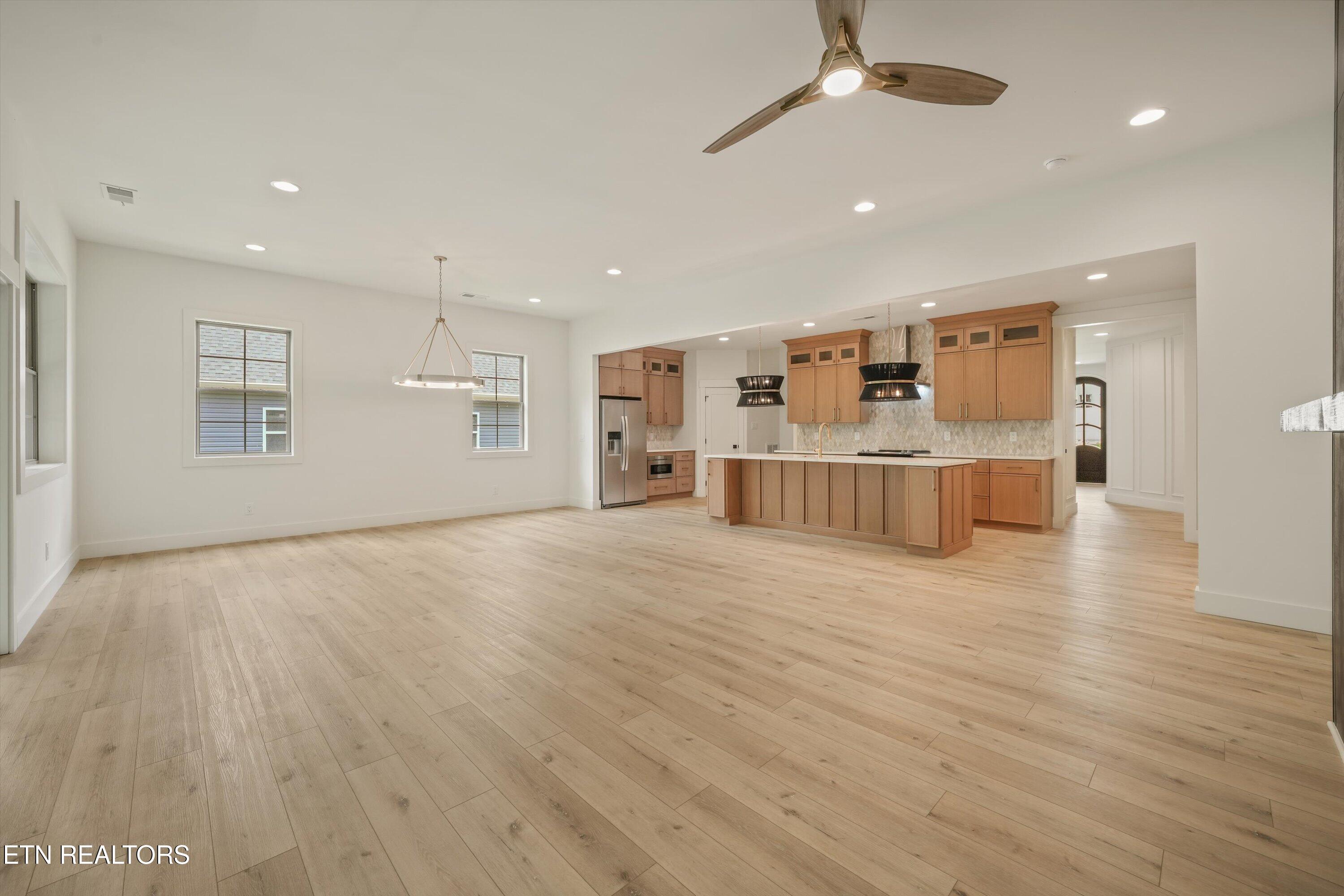 173 Elokwa Way Loudon TN 37774