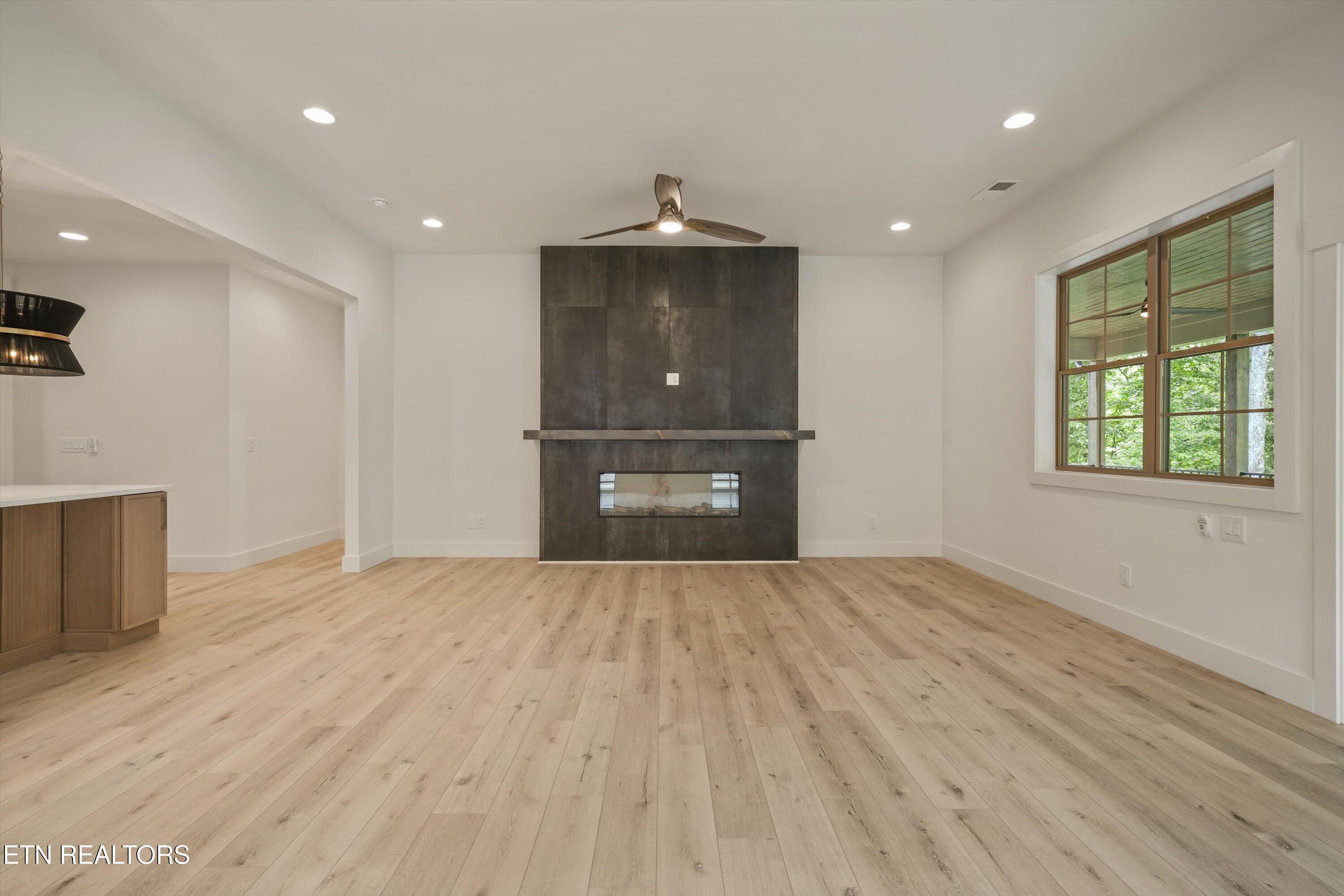 173 Elokwa Way Loudon TN 37774