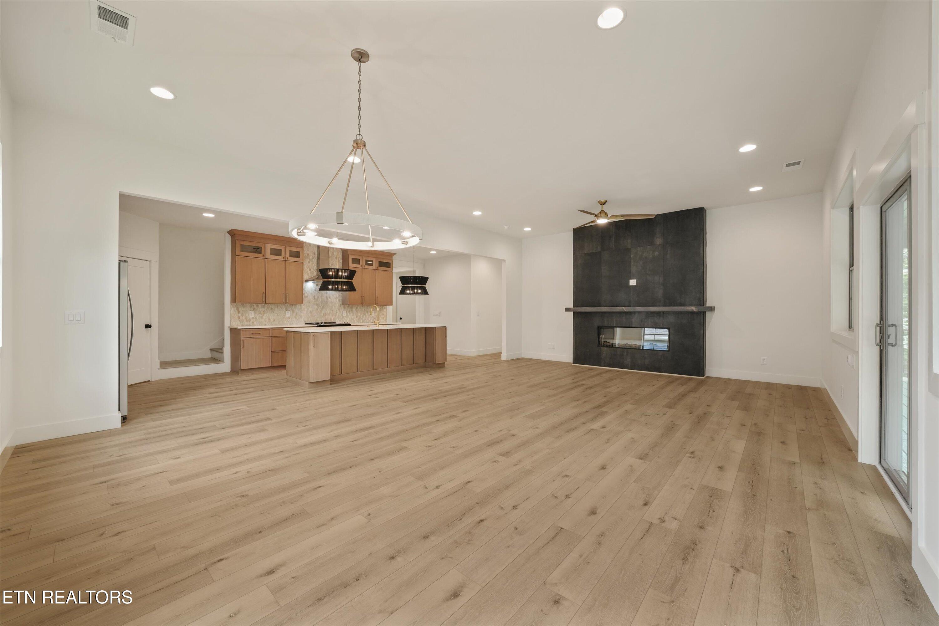 173 Elokwa Way Loudon TN 37774
