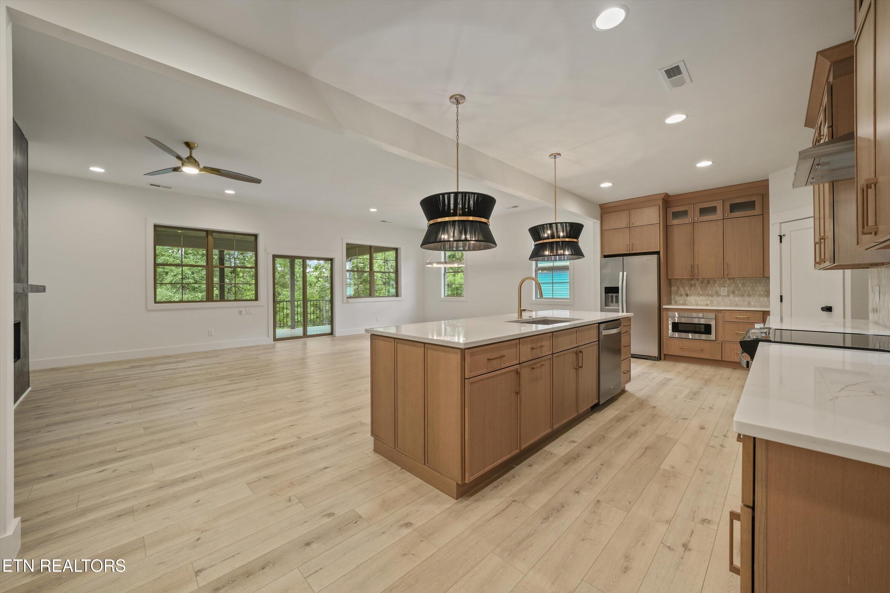 173 Elokwa Way Loudon TN 37774