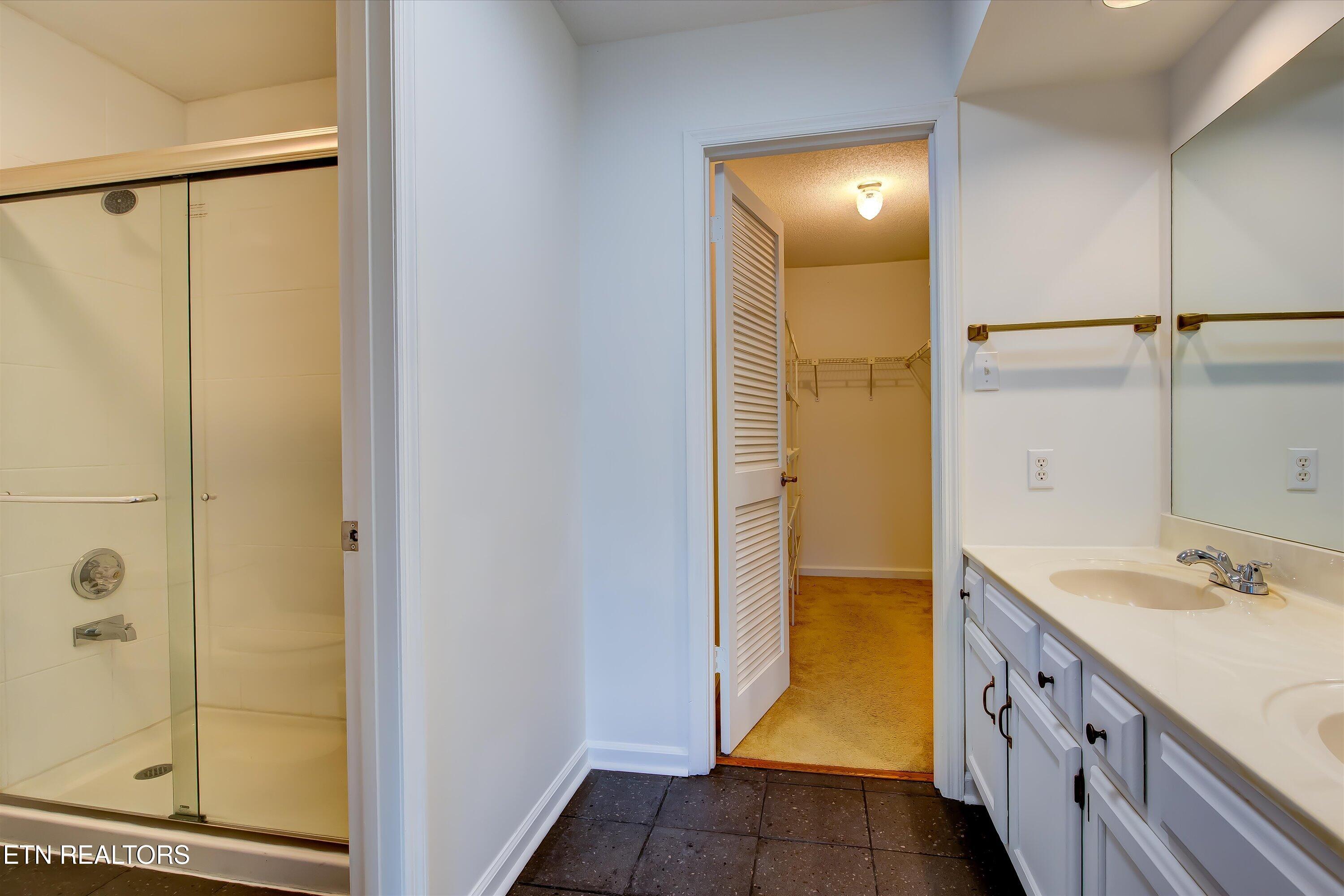 8430 Woodbend Trail Knoxville TN 37919