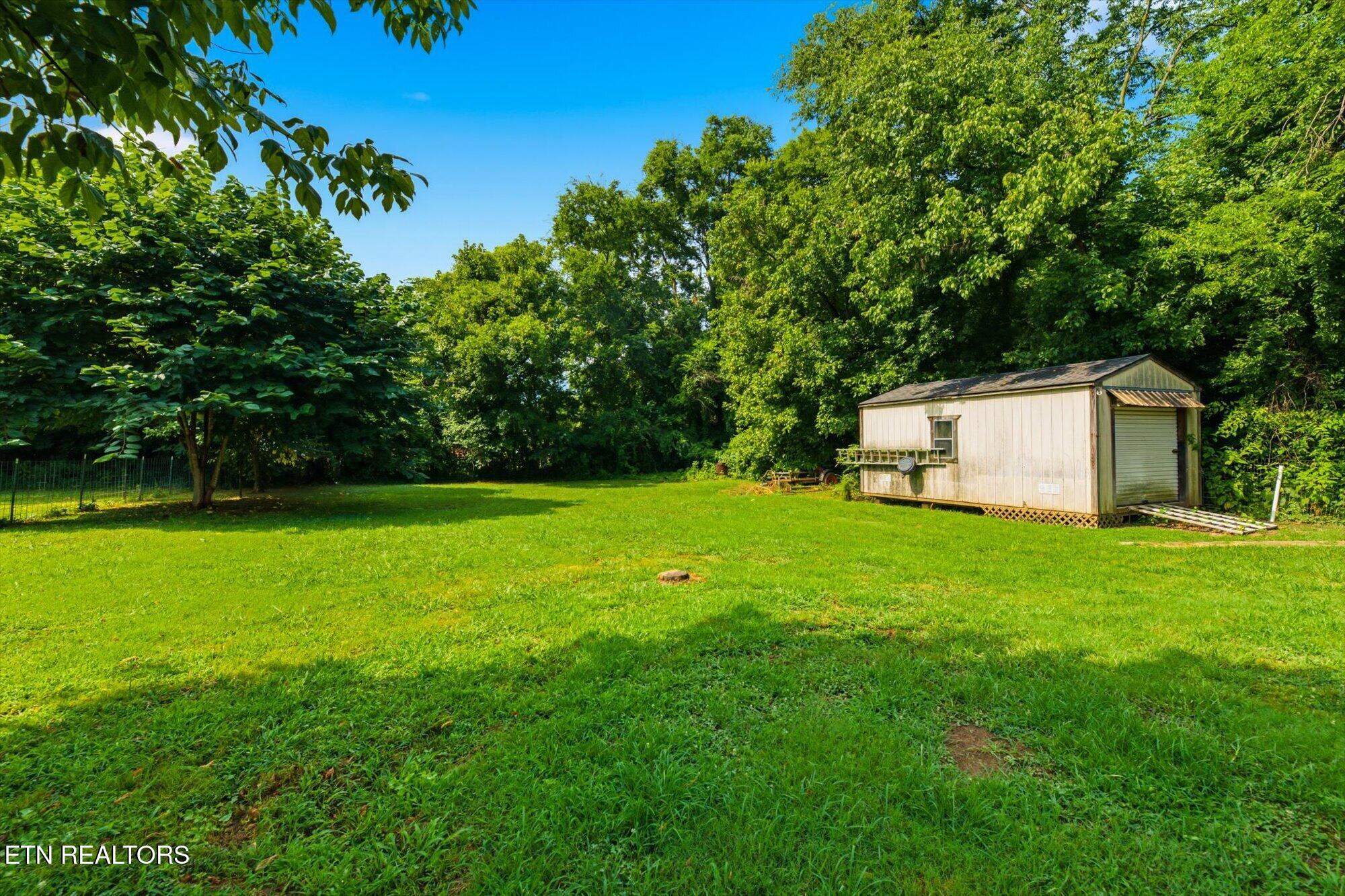 220 County Road 475 Etowah TN 37331