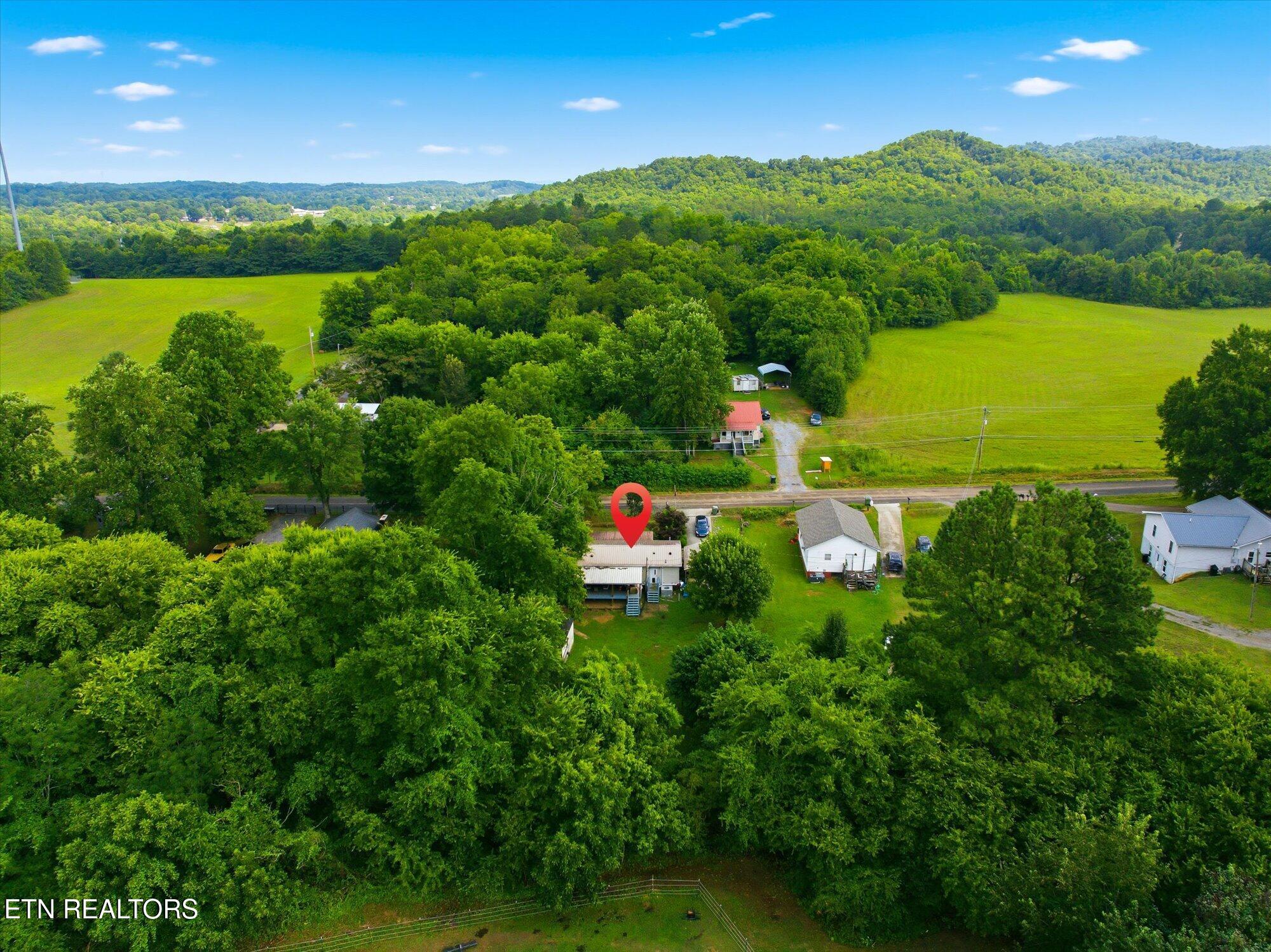 220 County Road 475 Etowah TN 37331