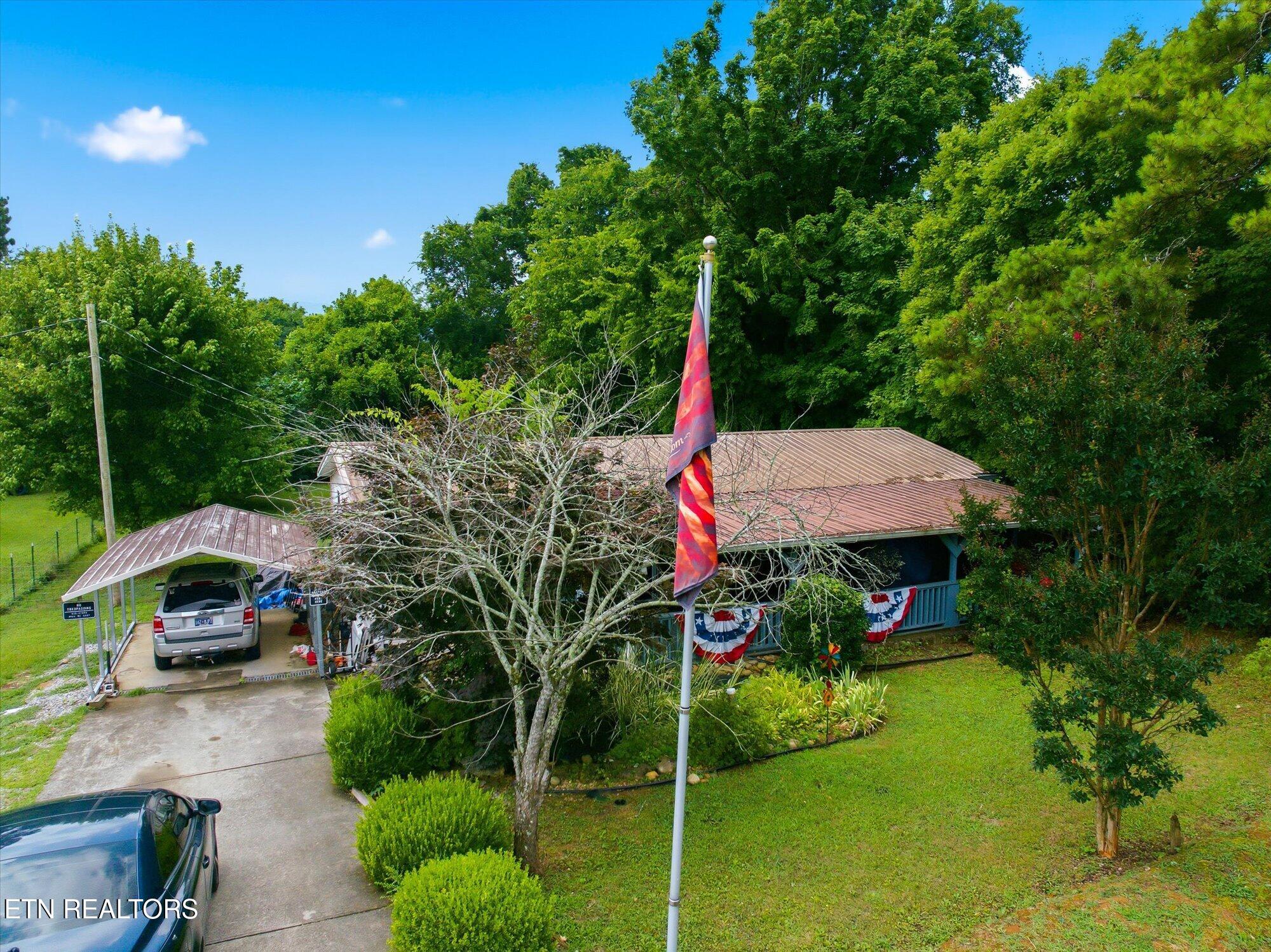220 County Road 475 Etowah TN 37331