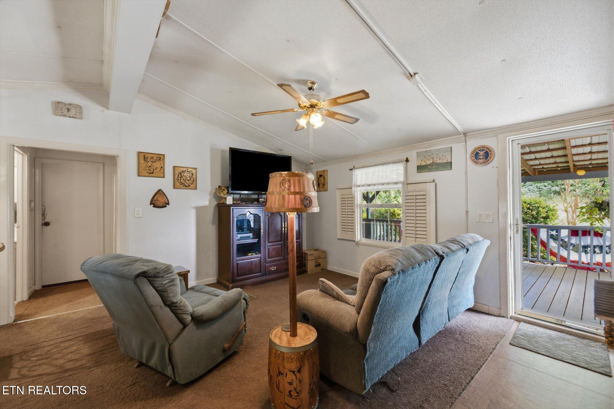 220 County Road 475 Etowah TN 37331