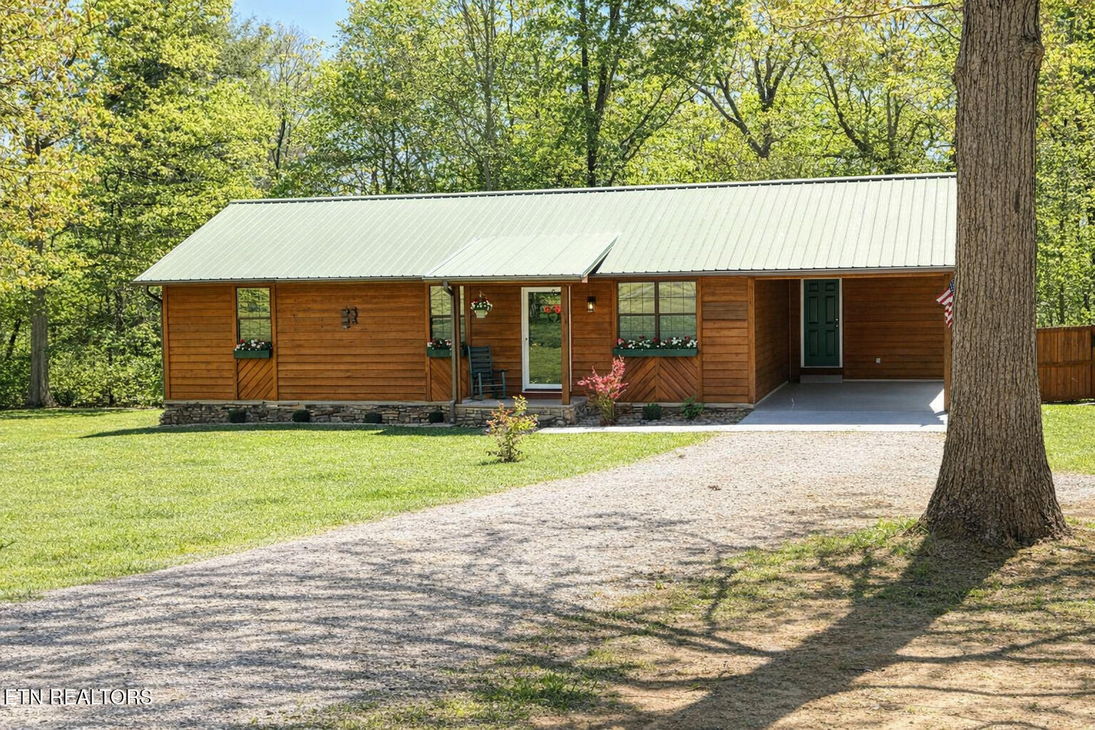 533 Robbins Road Crossville TN 38572