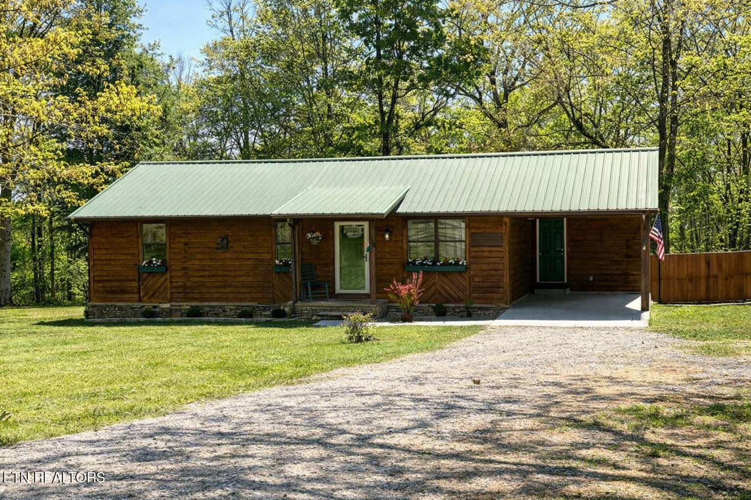 533 Robbins Road Crossville TN 38572