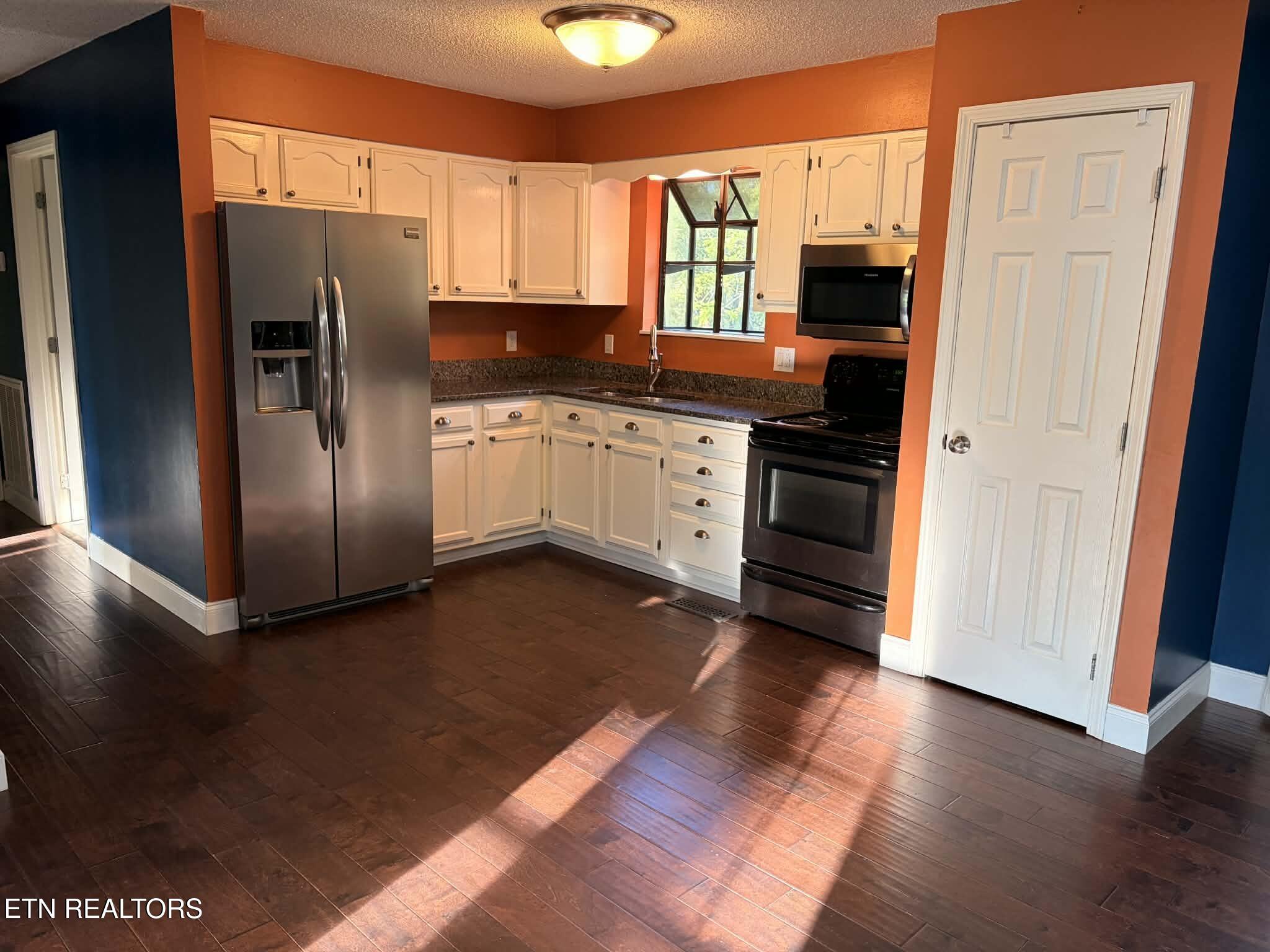 533 Robbins Road Crossville TN 38572