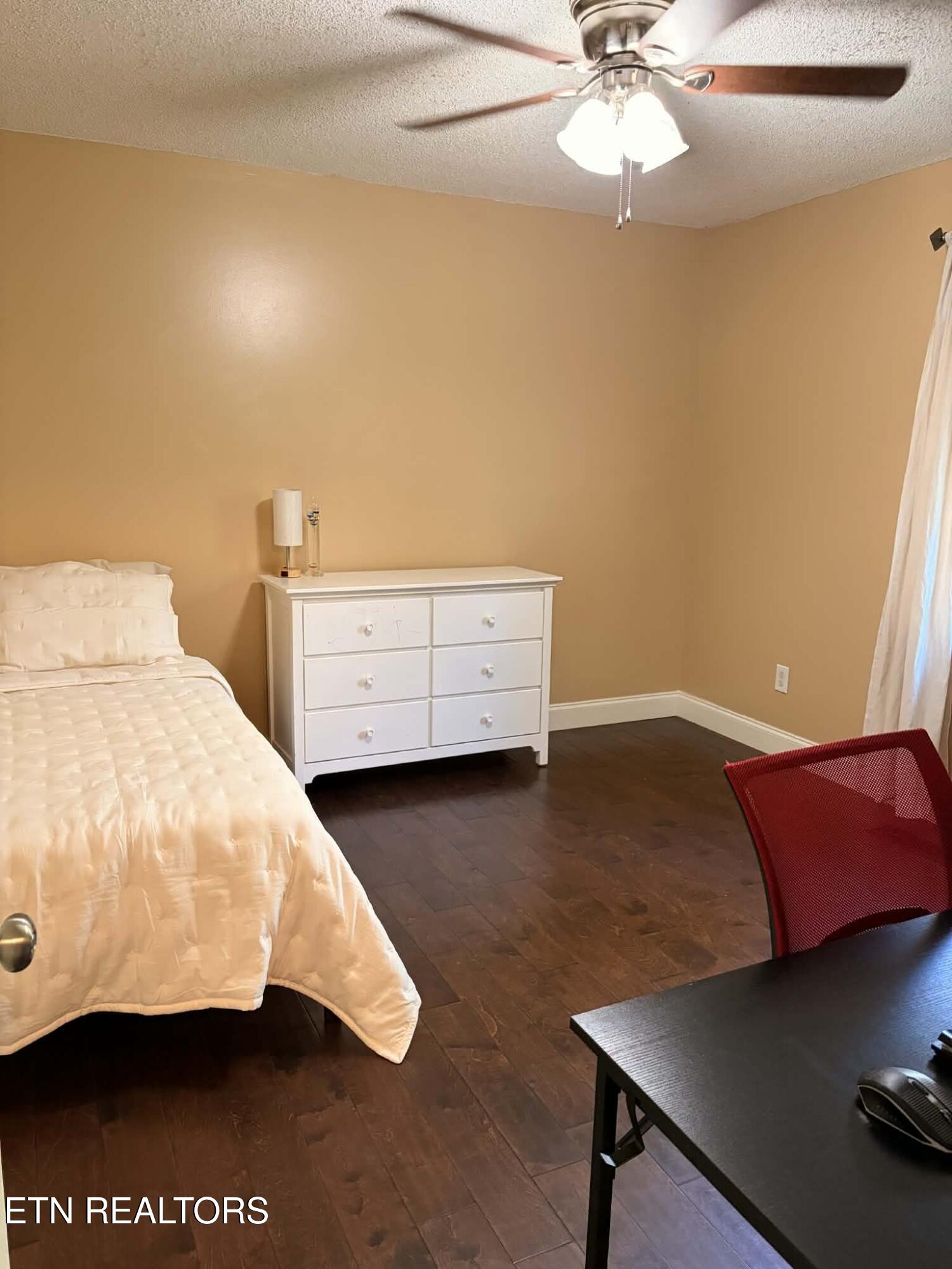533 Robbins Road Crossville TN 38572