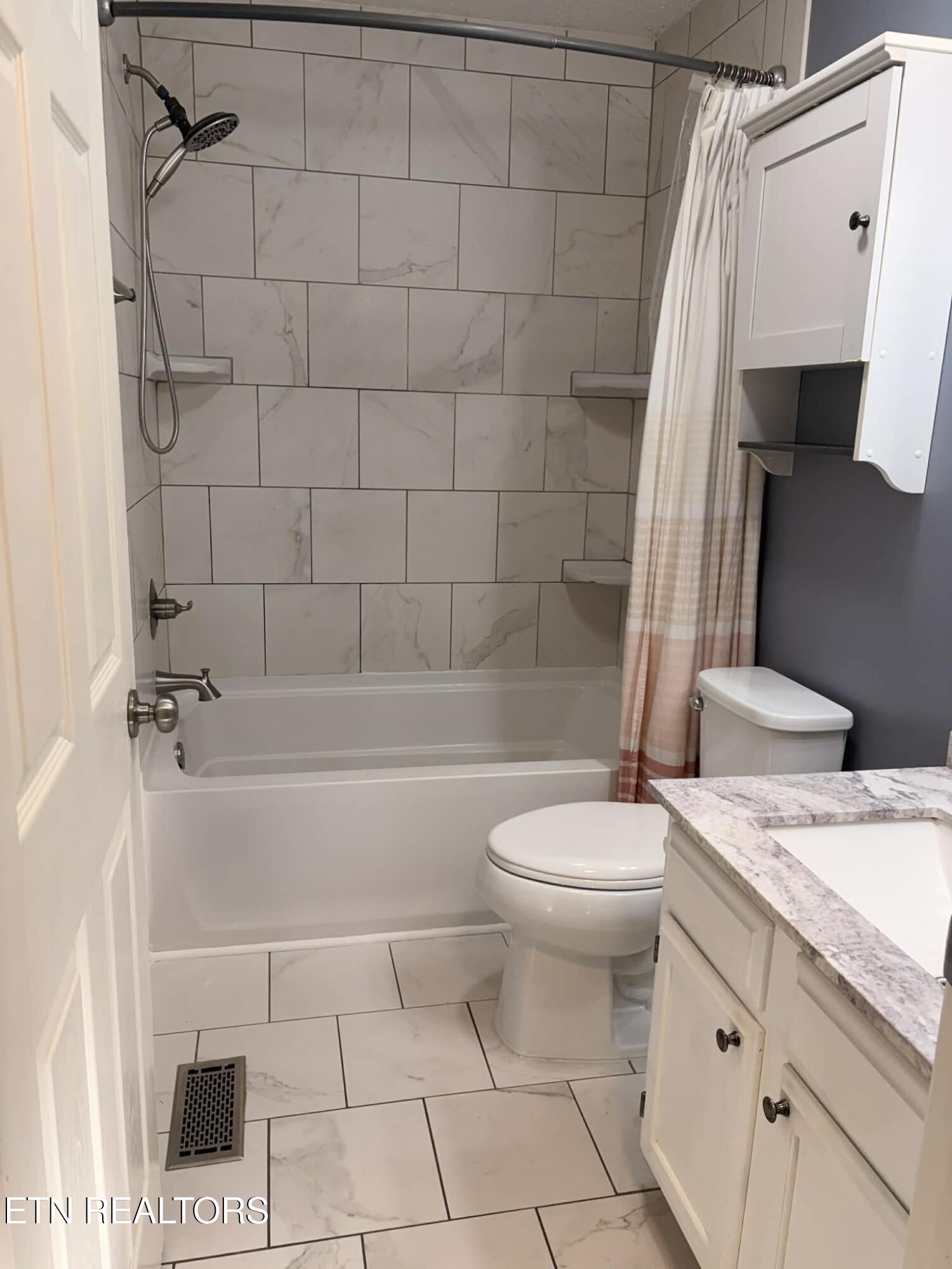533 Robbins Road Crossville TN 38572