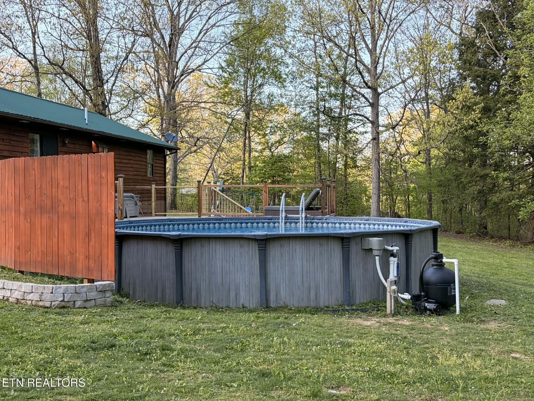 533 Robbins Road Crossville TN 38572