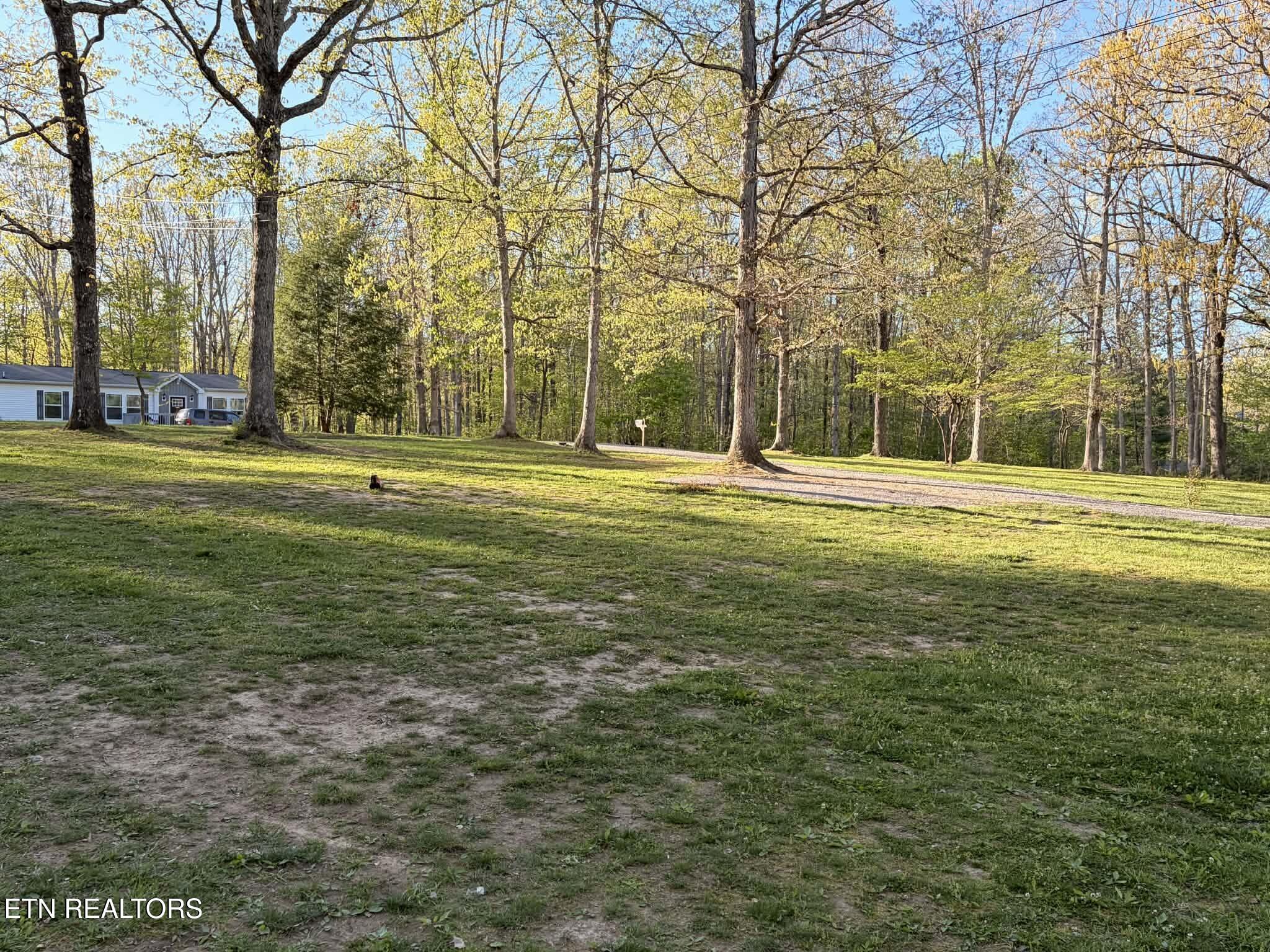 533 Robbins Road Crossville TN 38572