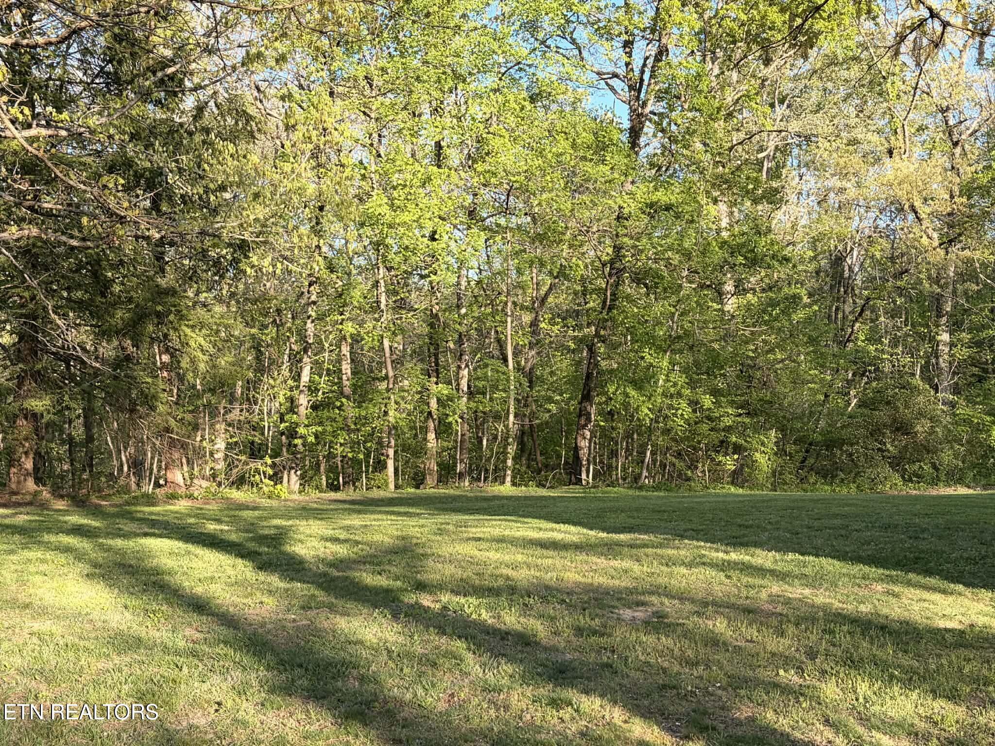 533 Robbins Road Crossville TN 38572