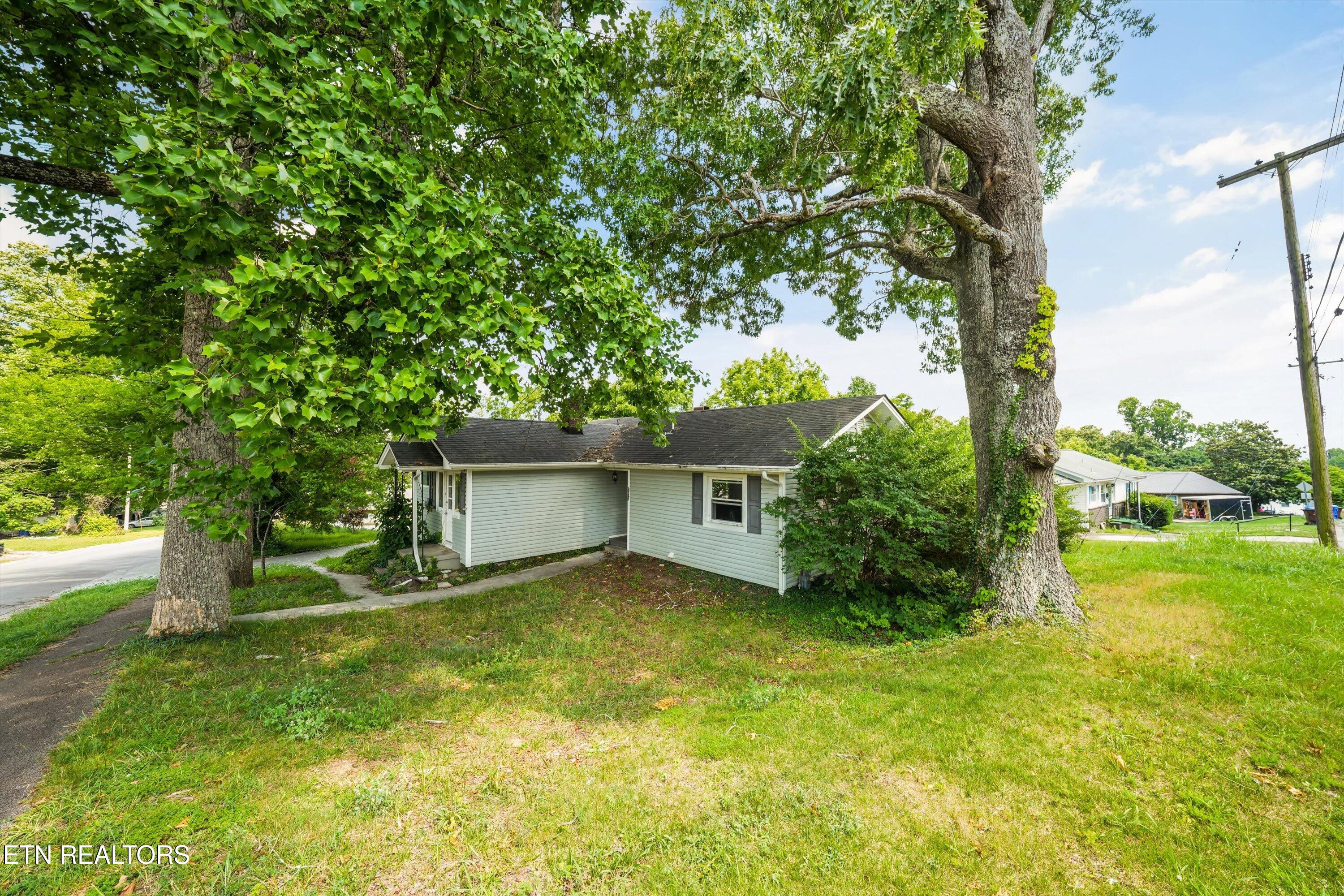 155 Kentucky Avenue Oak Ridge TN 37830