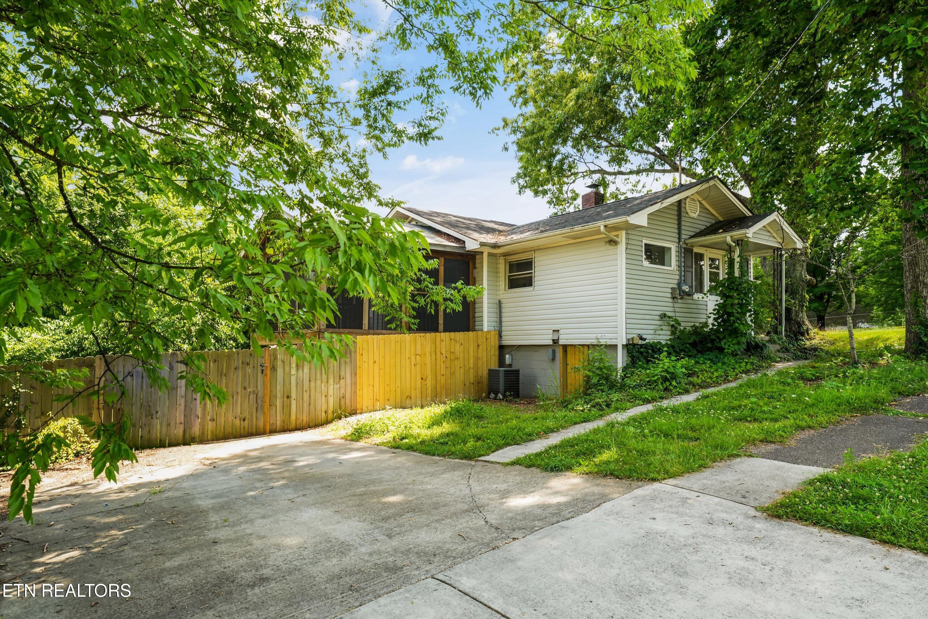 155 Kentucky Avenue Oak Ridge TN 37830