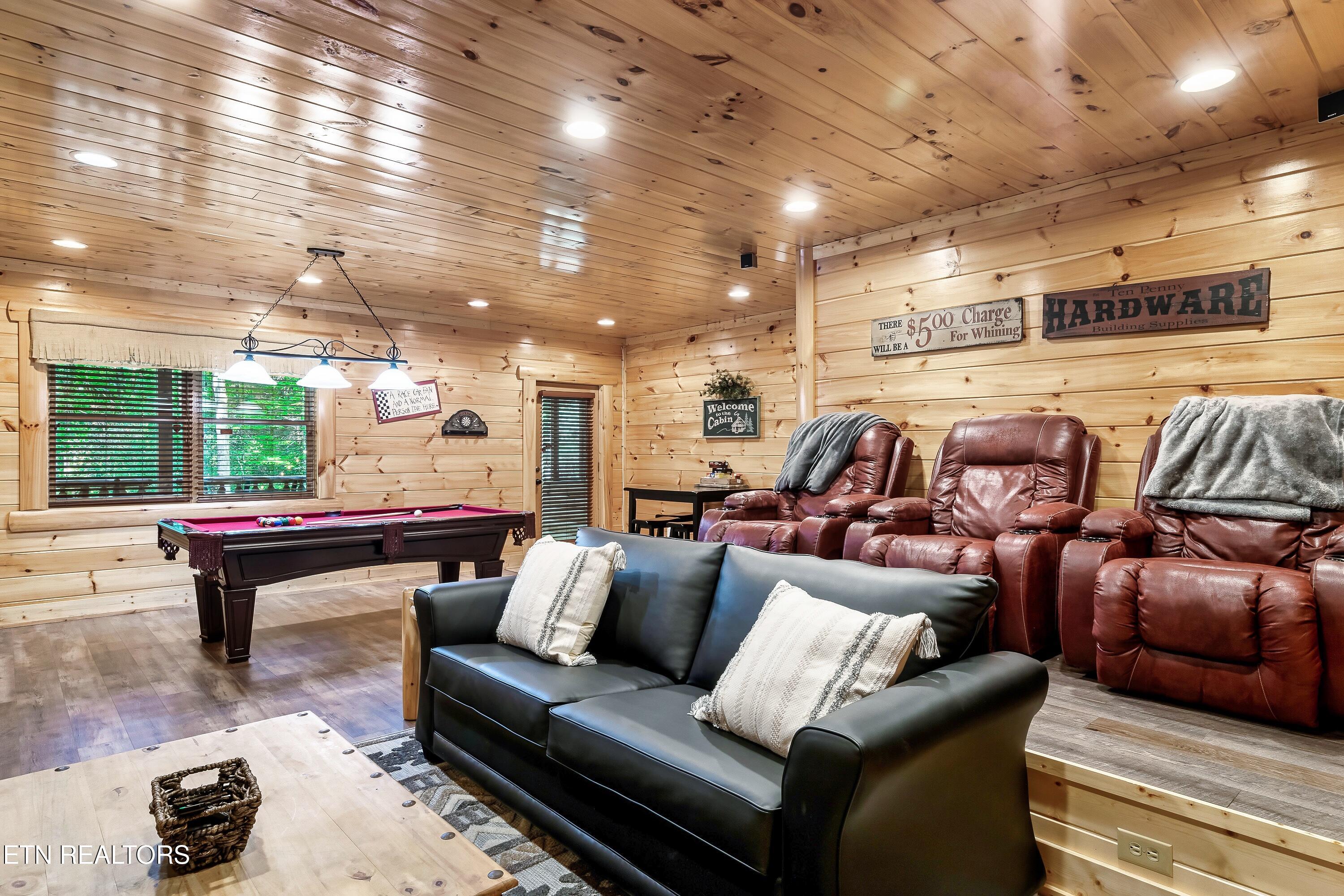 2339 Bogle Spring Loop Sevierville TN 37862