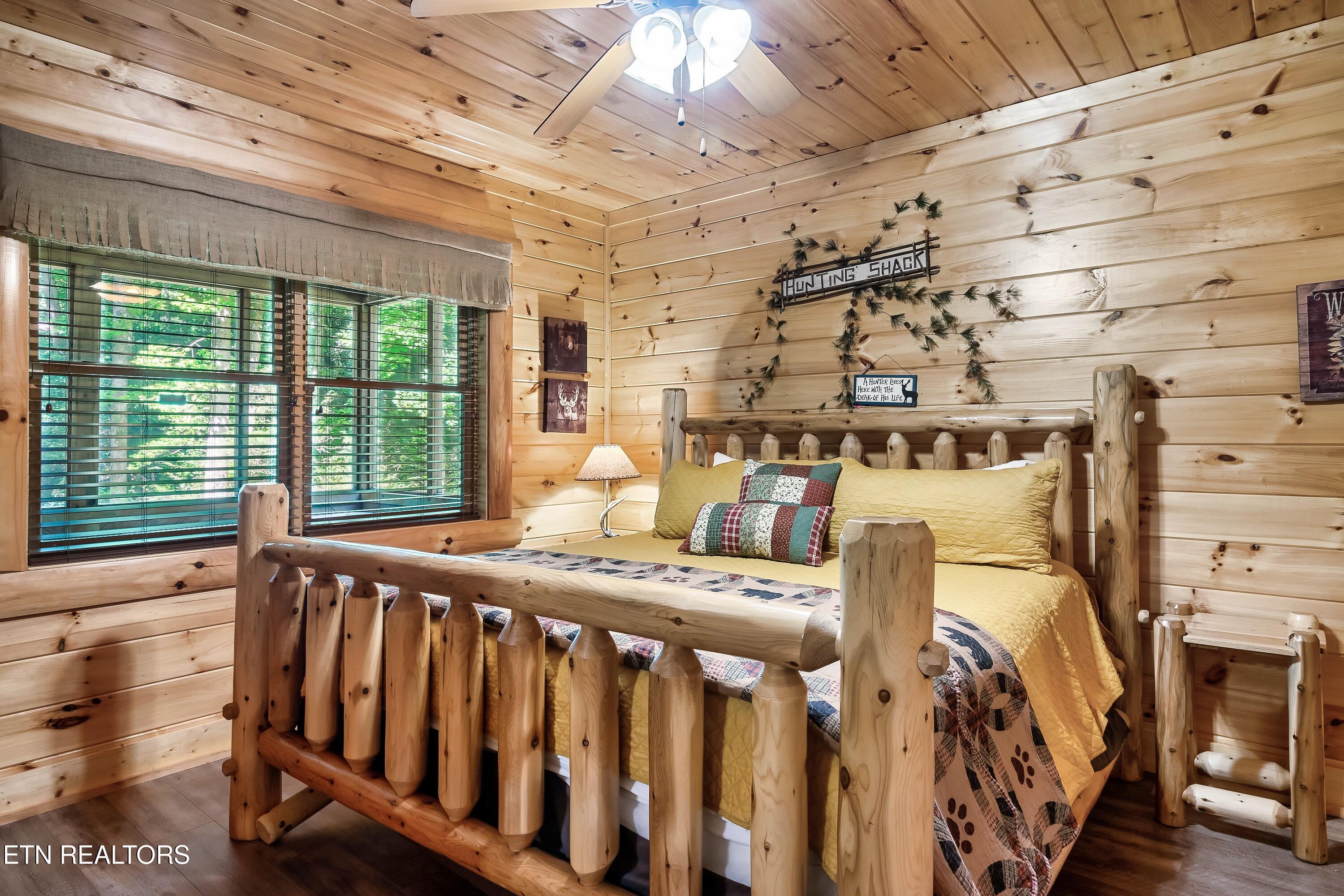 2339 Bogle Spring Loop Sevierville TN 37862