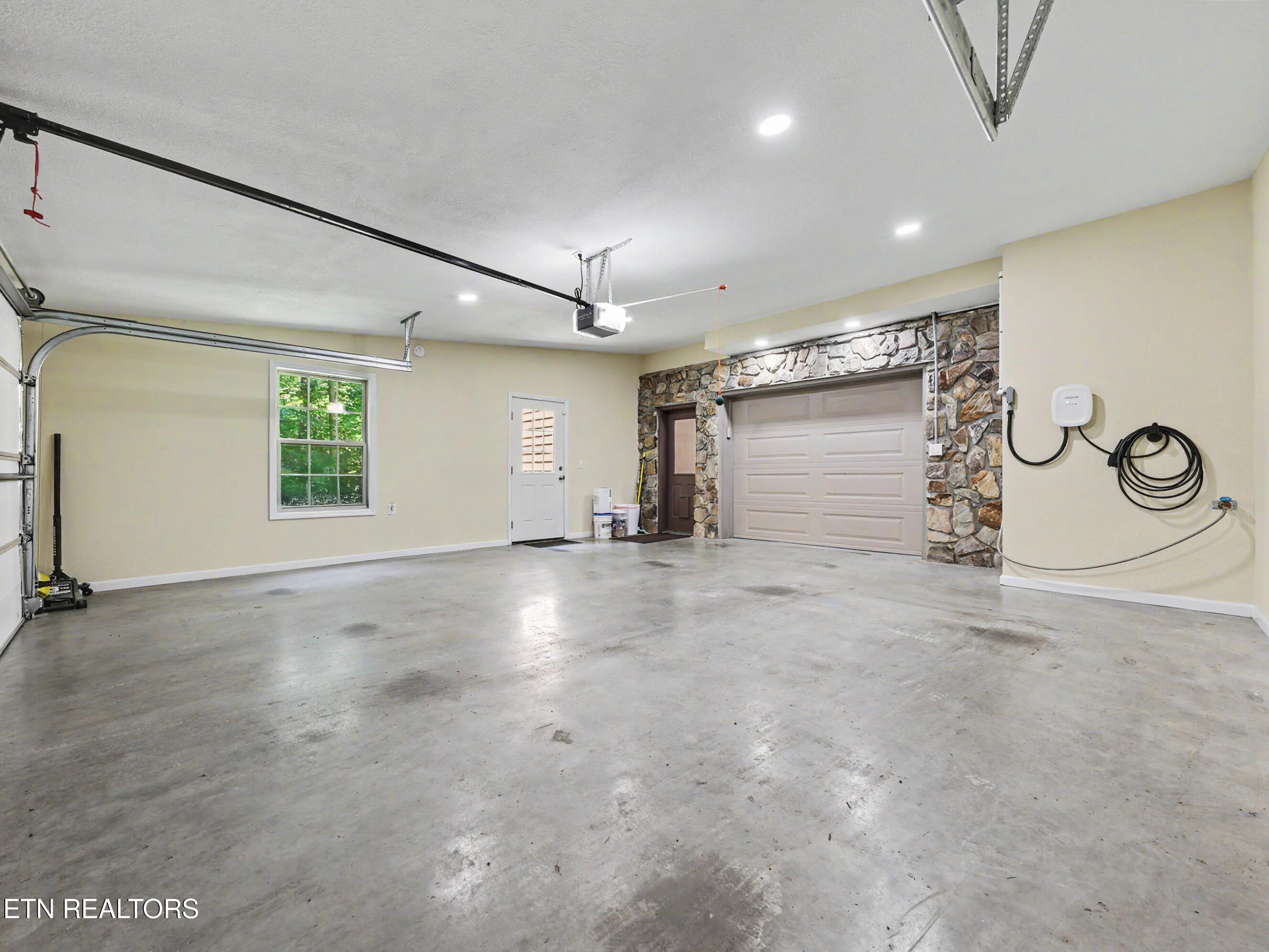 4317 Deer Run Drive Louisville TN 37777