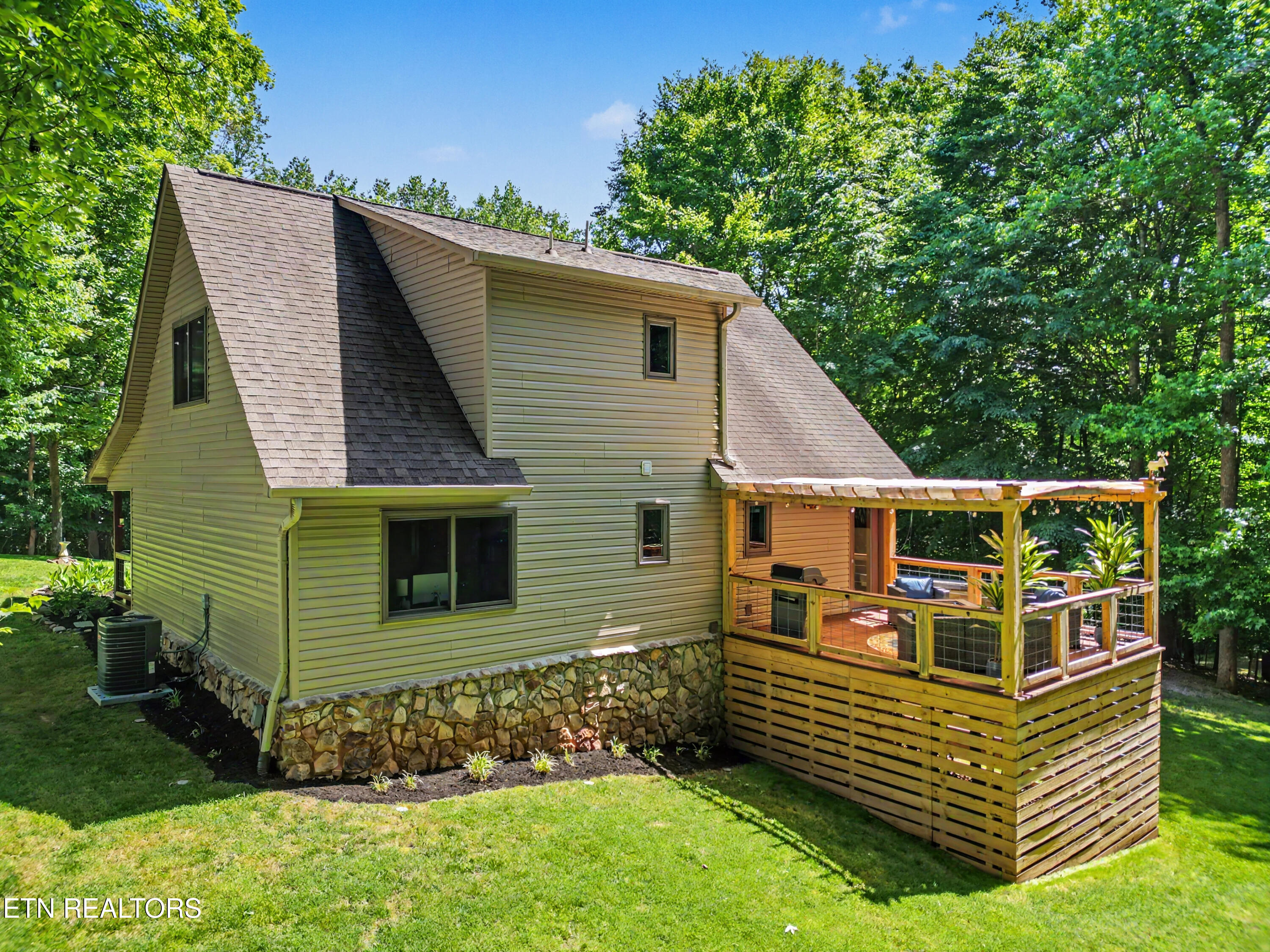 4317 Deer Run Drive Louisville TN 37777