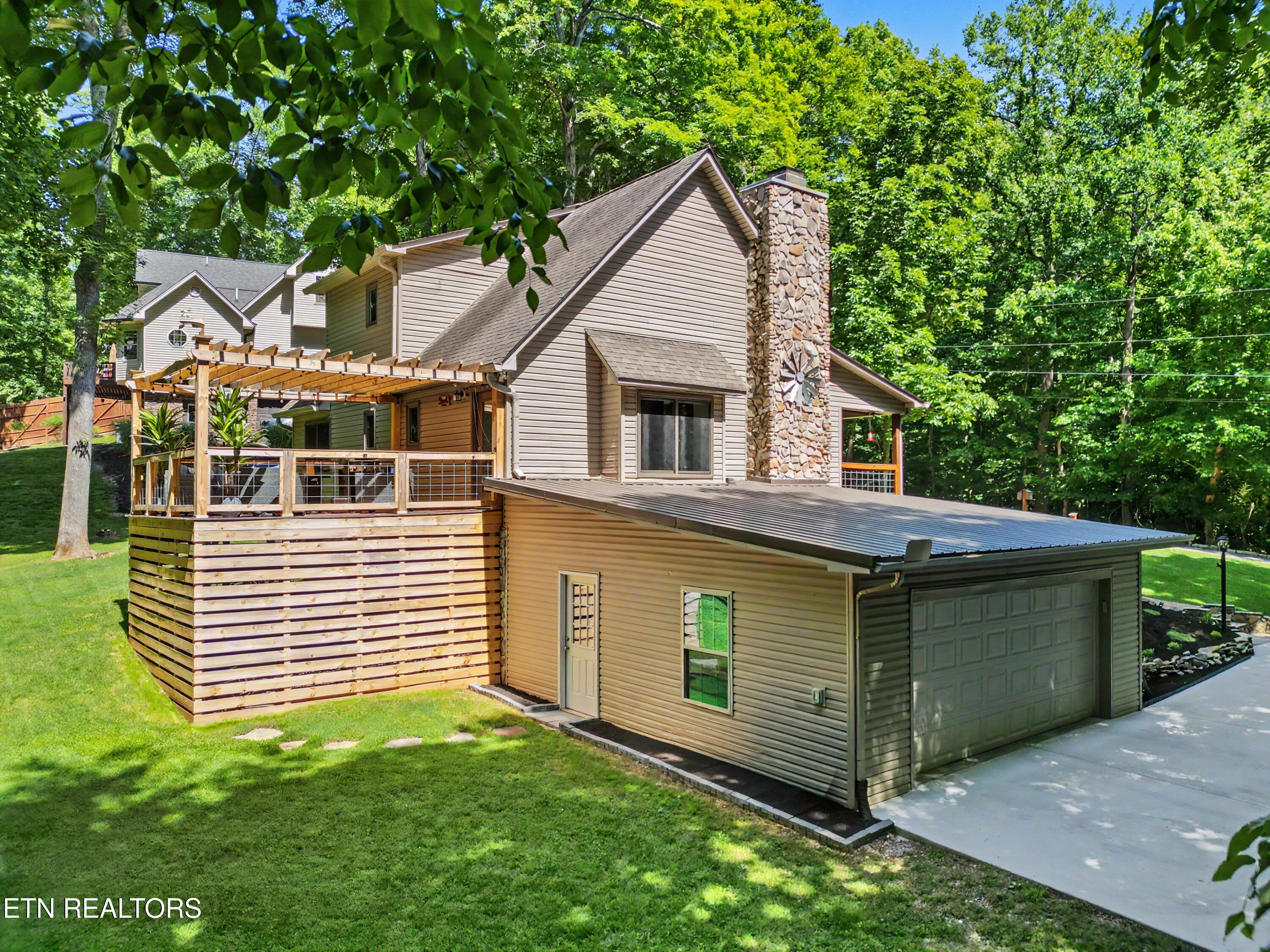 4317 Deer Run Drive Louisville TN 37777