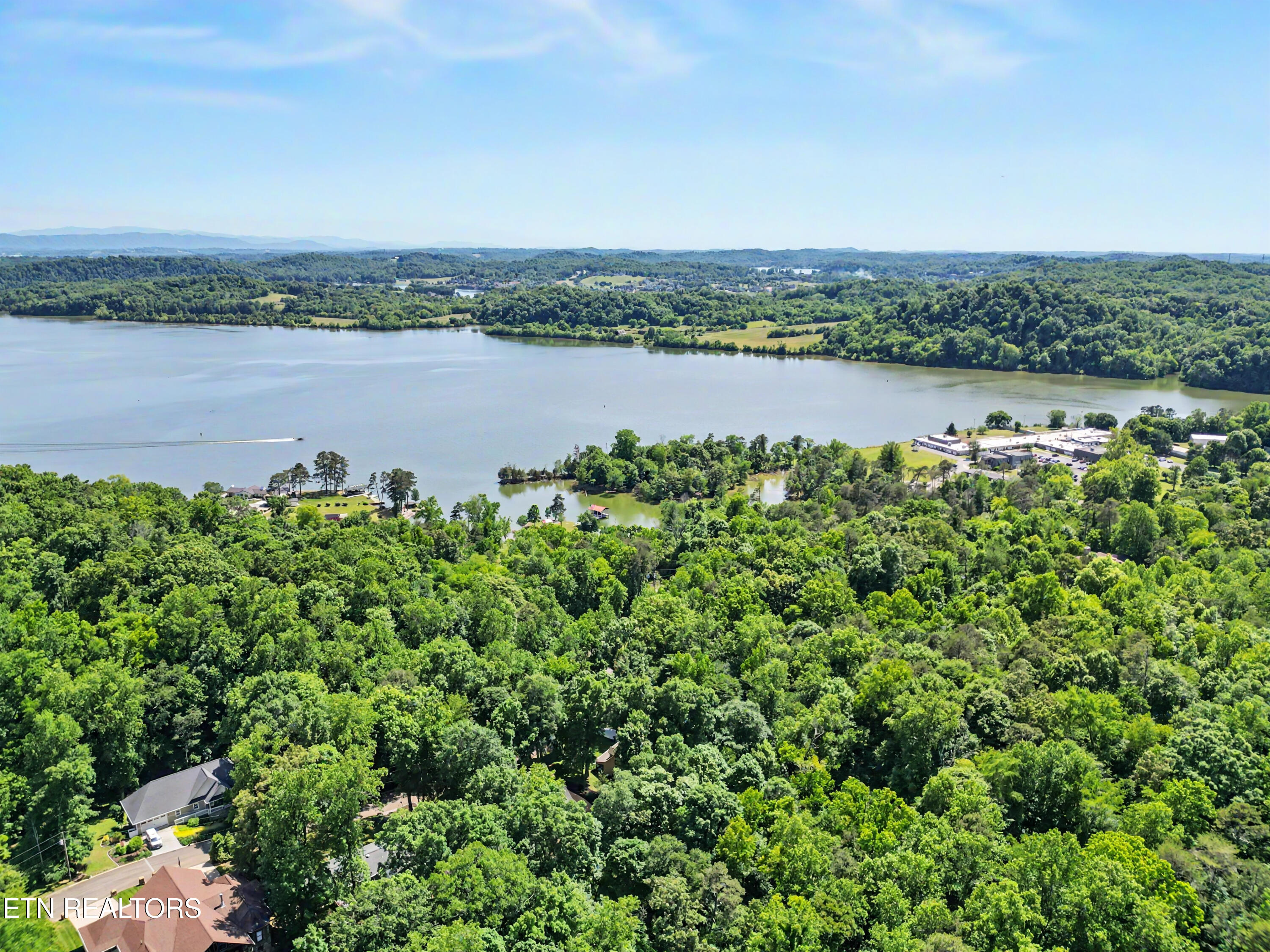 4317 Deer Run Drive Louisville TN 37777