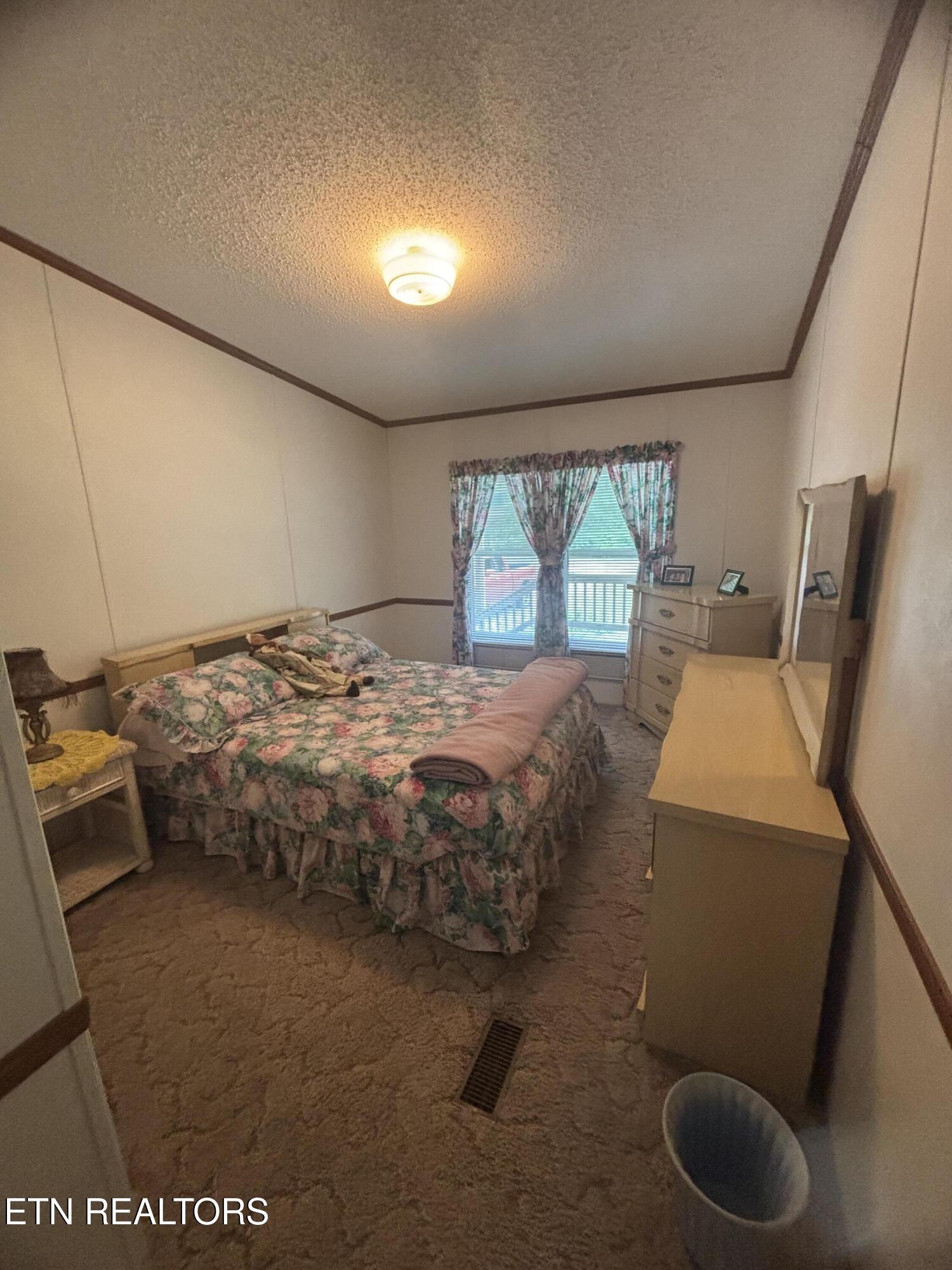 4044 Saponac Drive Crossville TN 38572