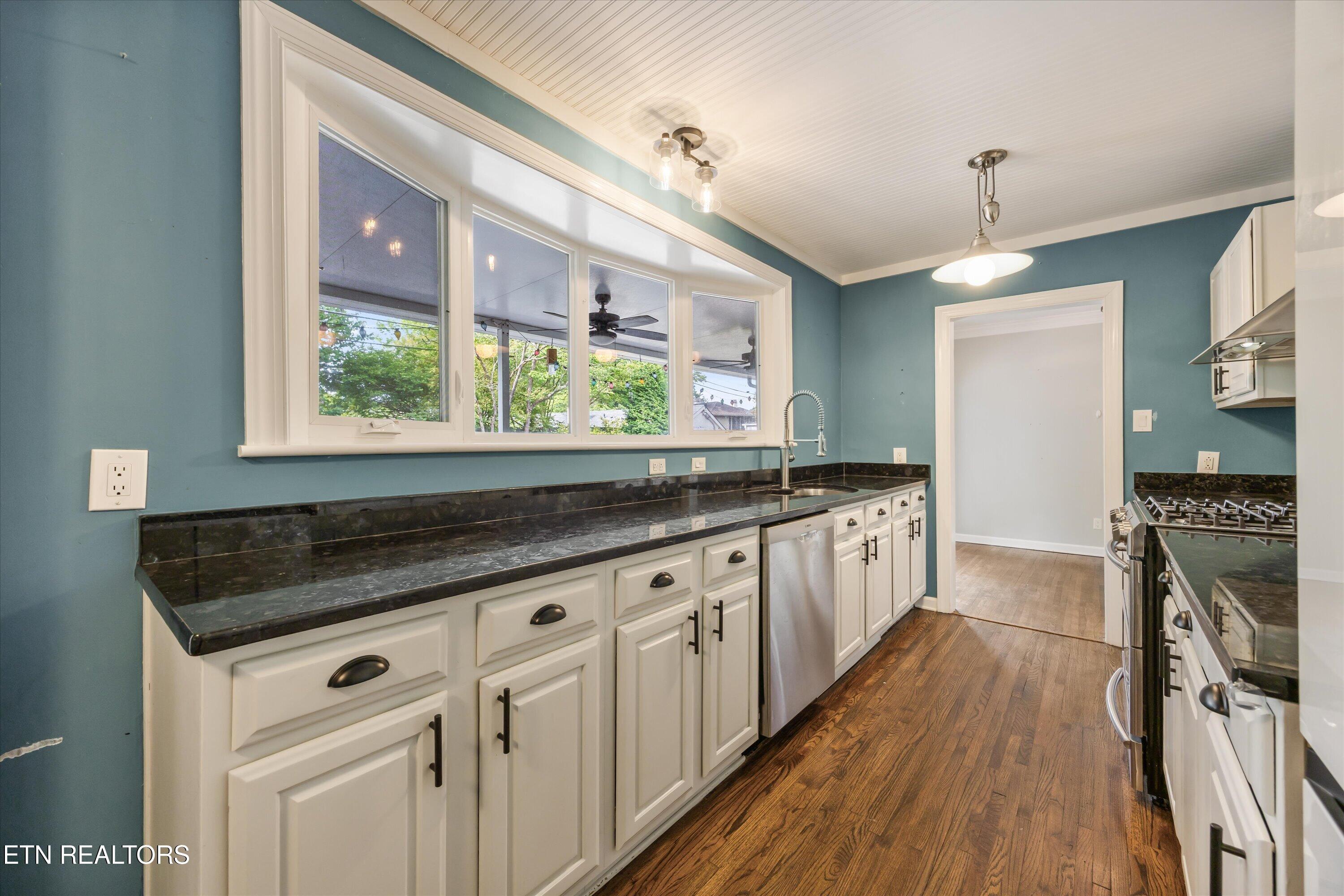 4028 Taliluna Avenue Knoxville TN 37919