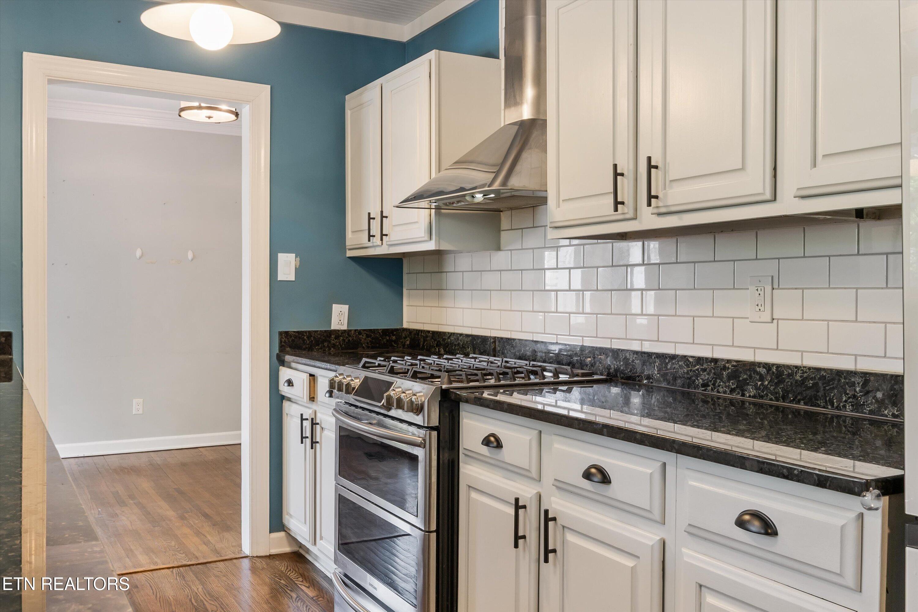 4028 Taliluna Avenue Knoxville TN 37919