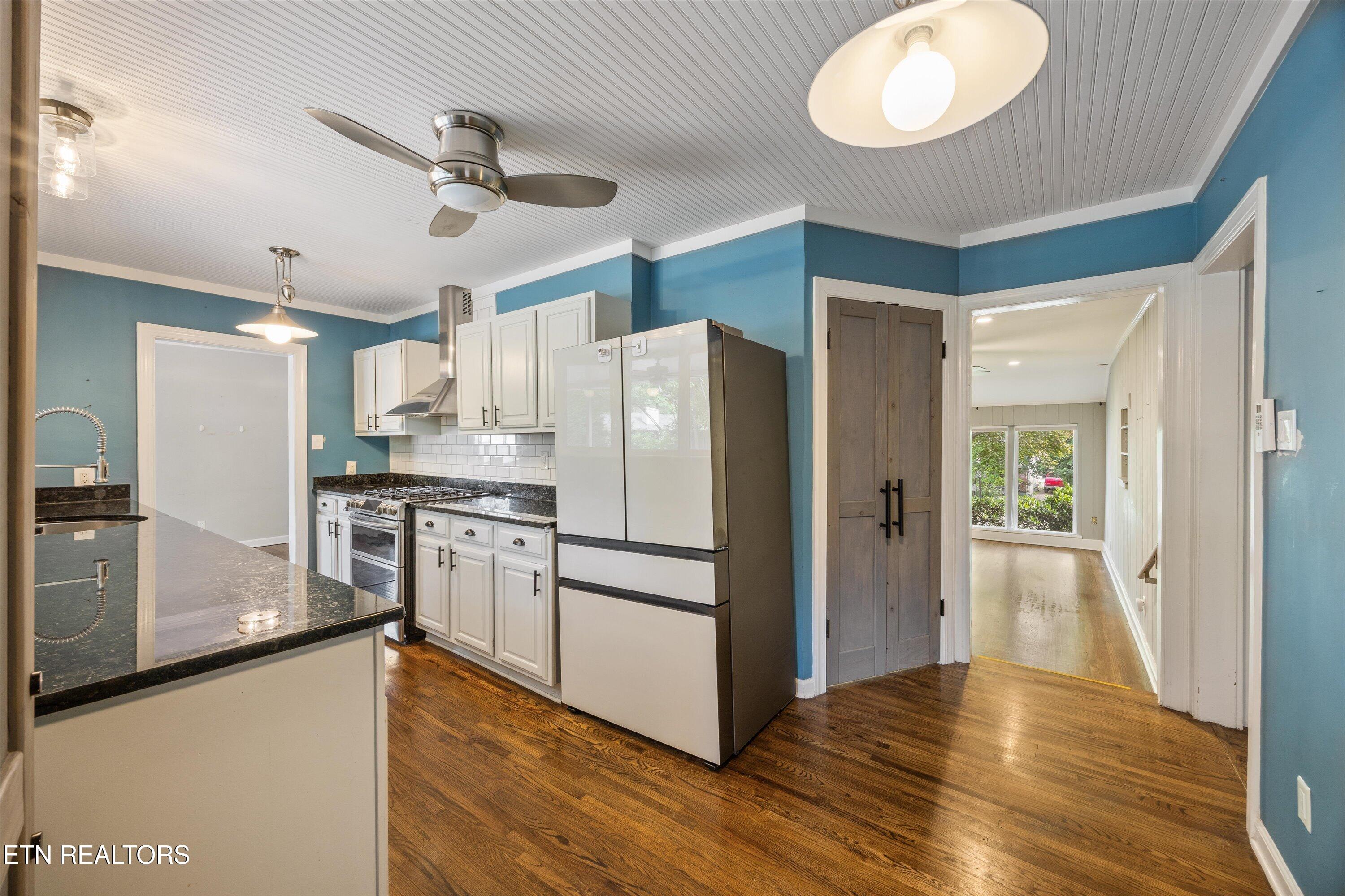 4028 Taliluna Avenue Knoxville TN 37919