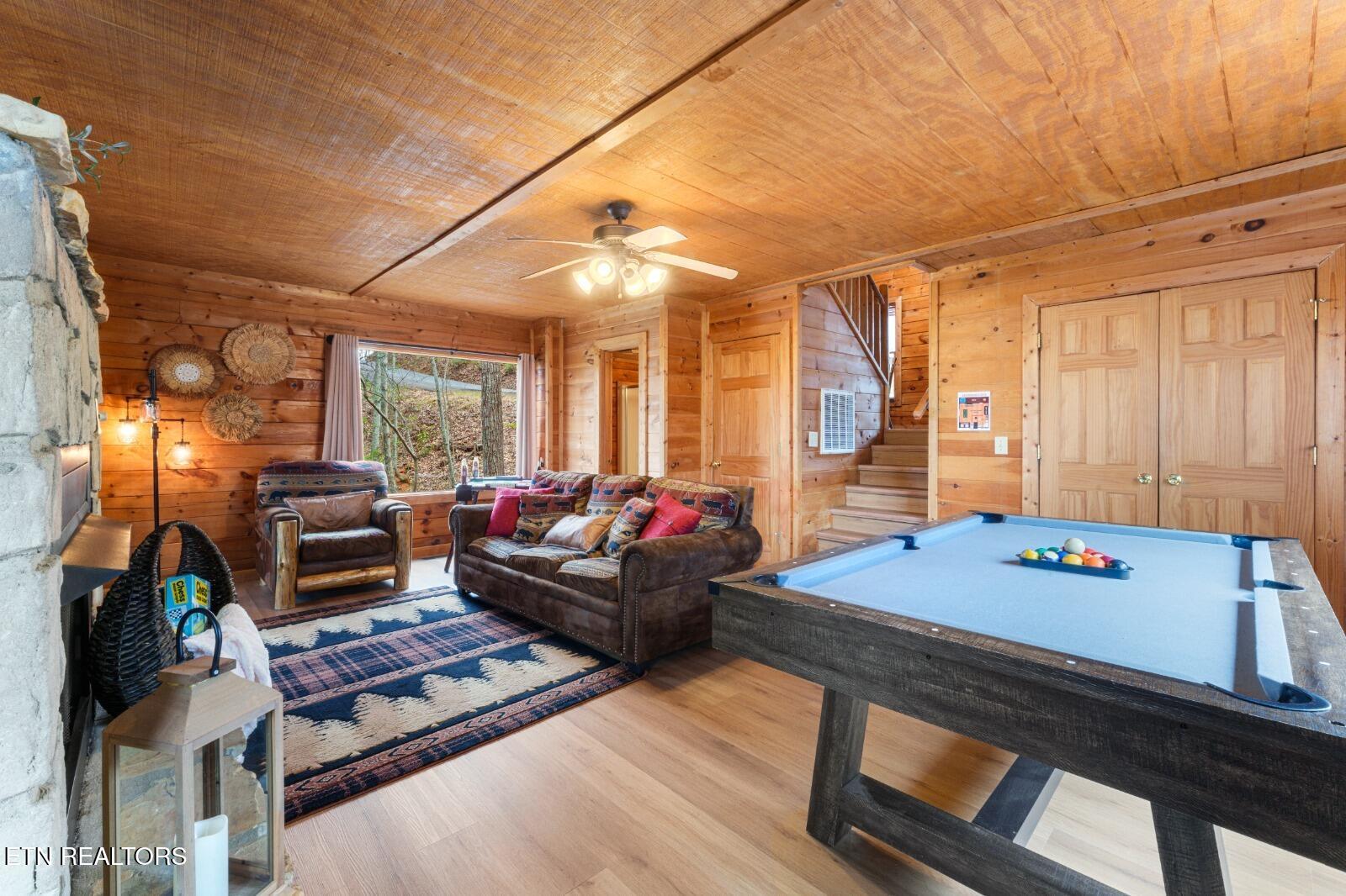 1628 Ginnys Trail Sevierville TN 37876