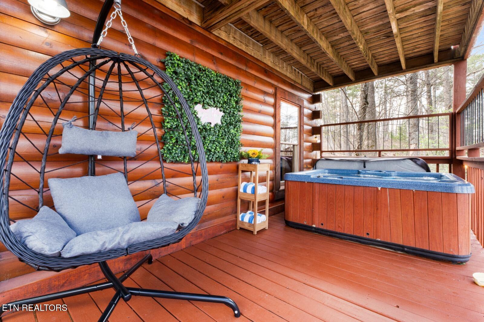 1628 Ginnys Trail Sevierville TN 37876