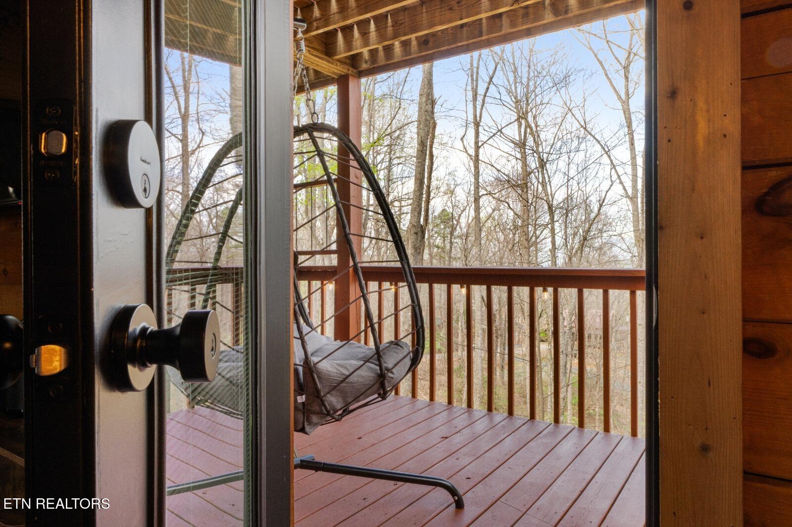 1628 Ginnys Trail Sevierville TN 37876